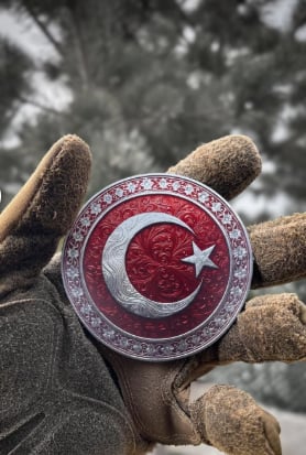 Motifli Kırmızı Bayrak Patch/Peç/Arma (8.7cm)