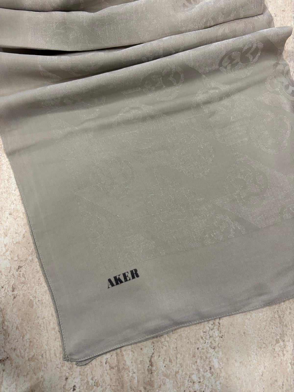 Aker Naia Aura Şal Taş