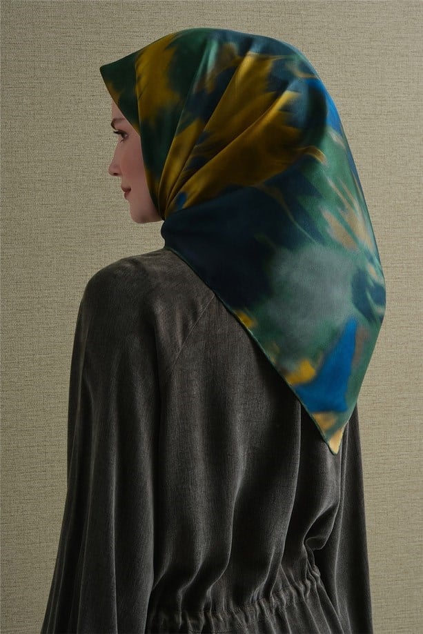 Armine Sura İpek Eşarp Yeşil 54