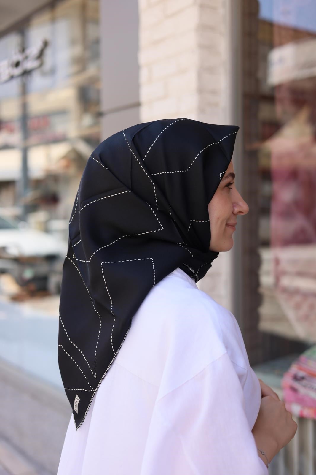 Armine Tivil İpek Eşarp Siyah 39