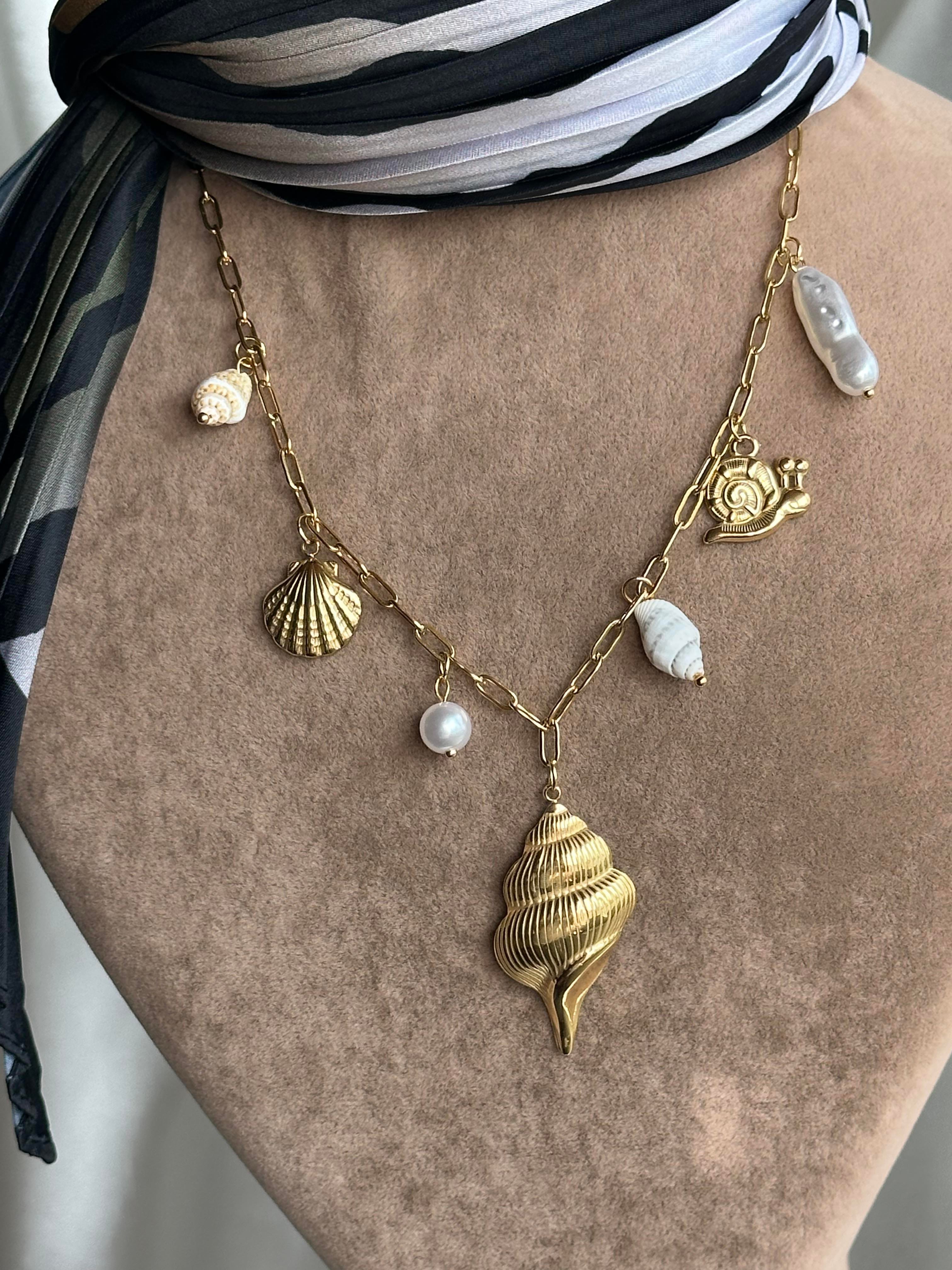 Charm Deniz Kabuğu Çelik Kolye Gold