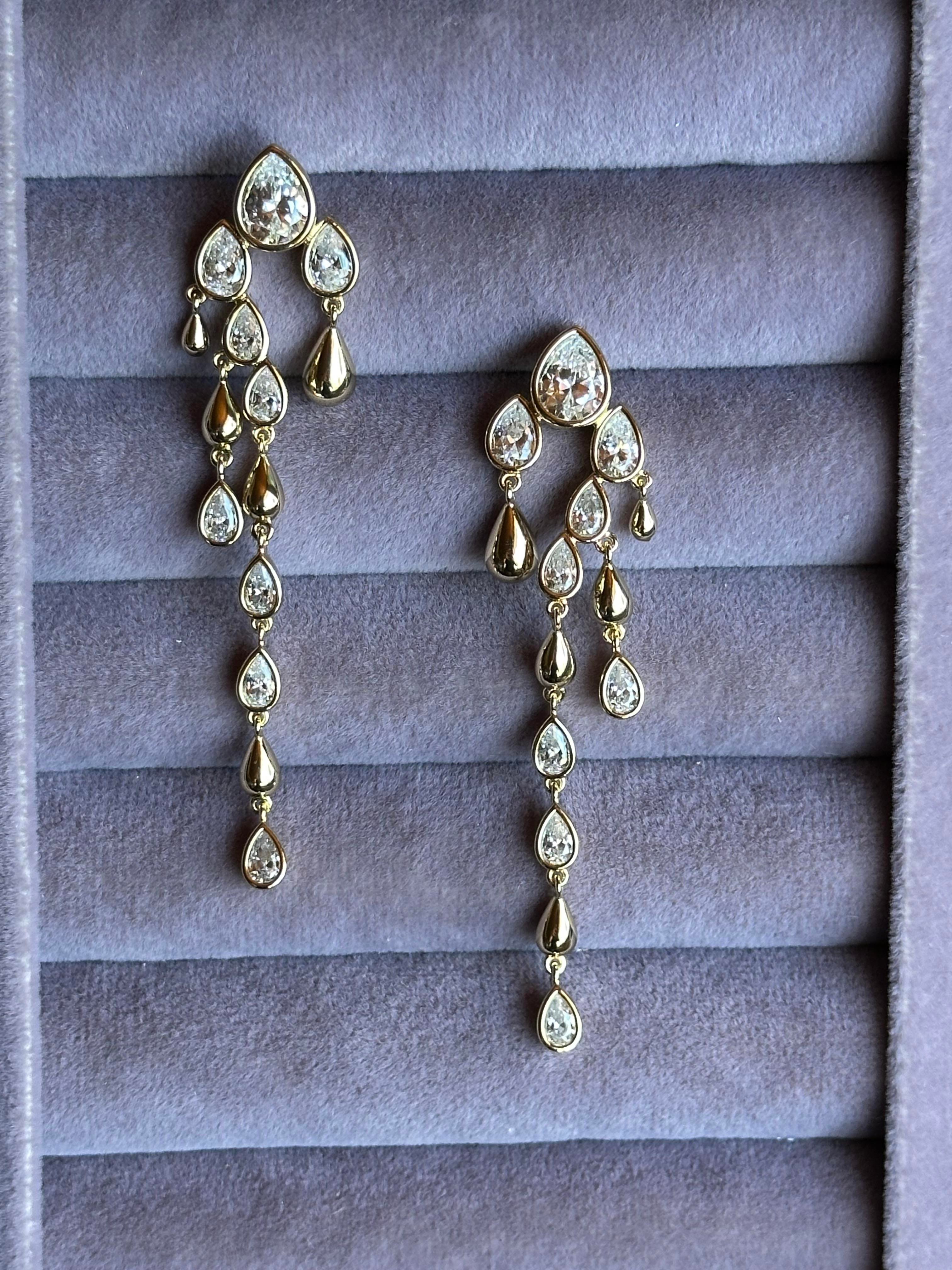 Damla Taş Sallantılı Model Xuping Küpe-Gold