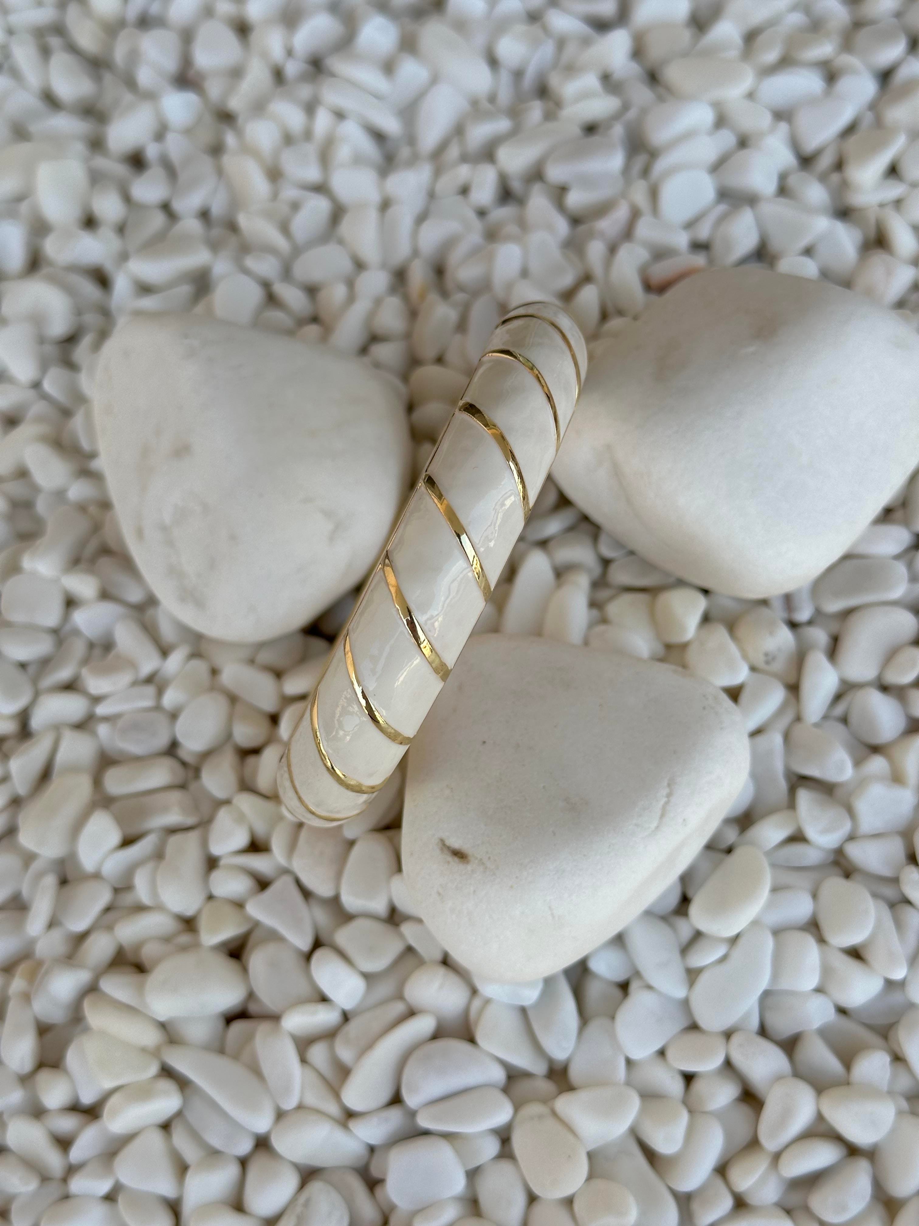 Gold Desen & Beyaz Mineli Kalın Kelepçe