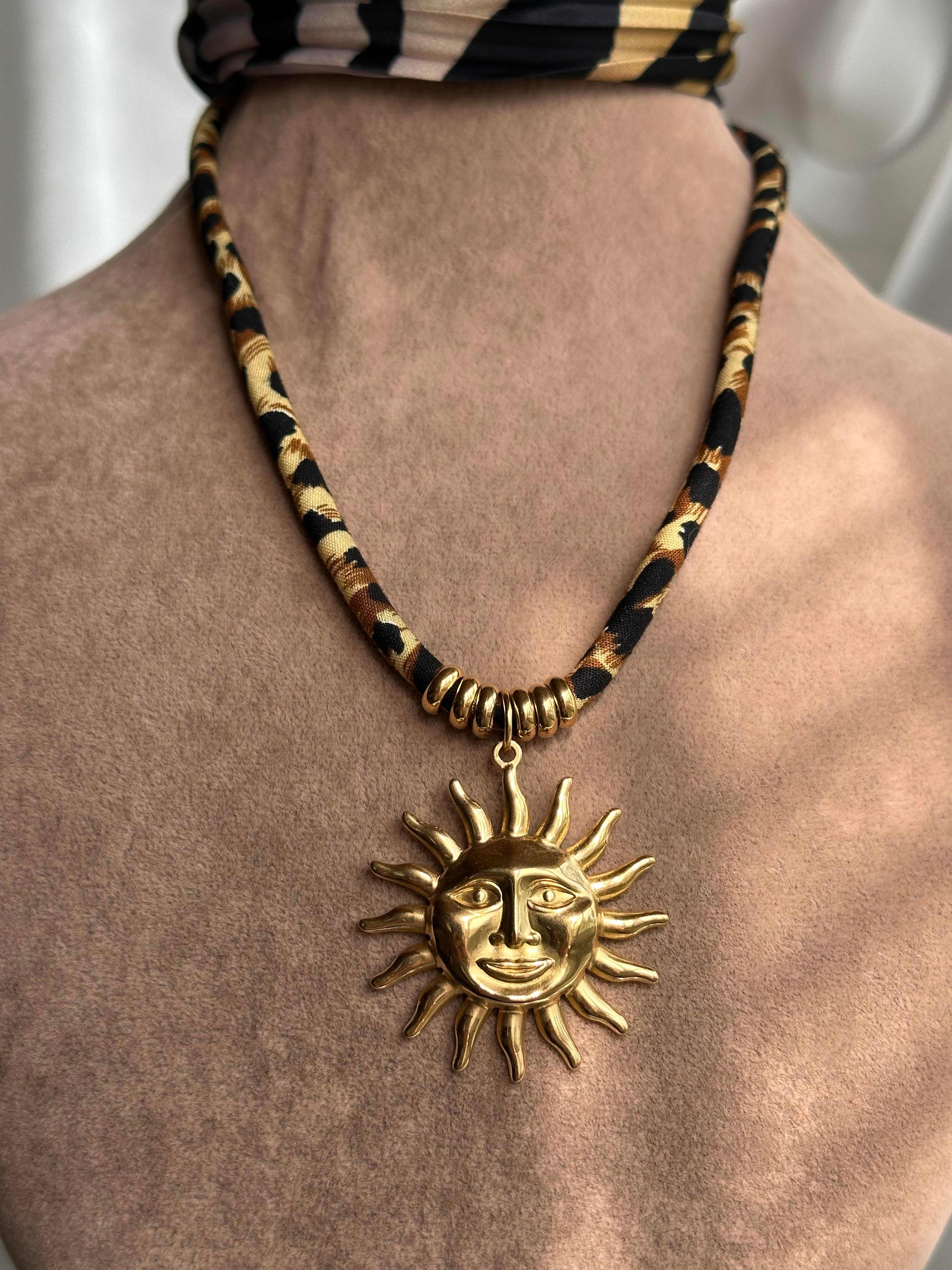 Leopar Kumaş Kordon & Güneş Çelik Kolye Gold
