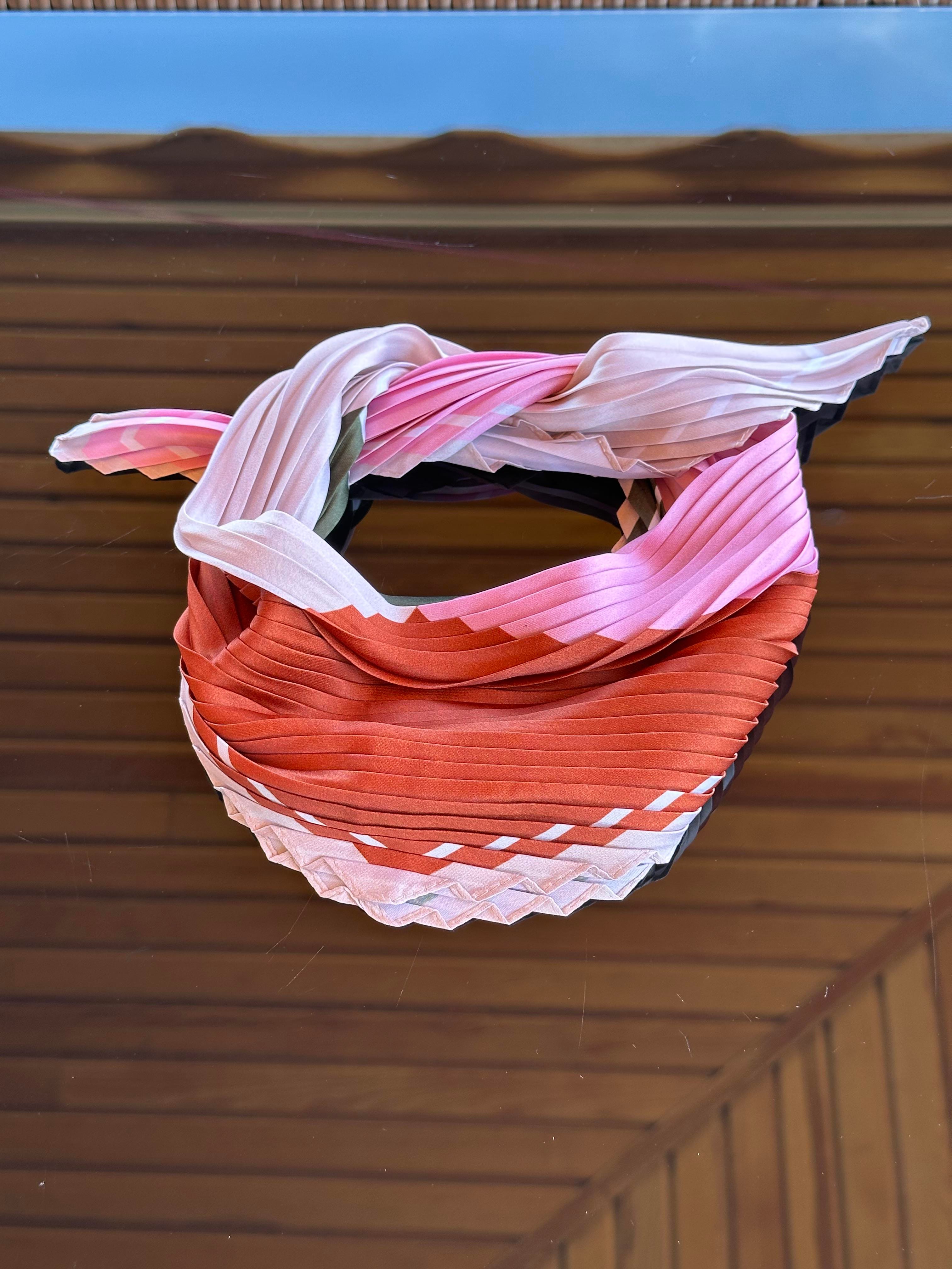 Pastel Tonlar Piliseli Saten Fular