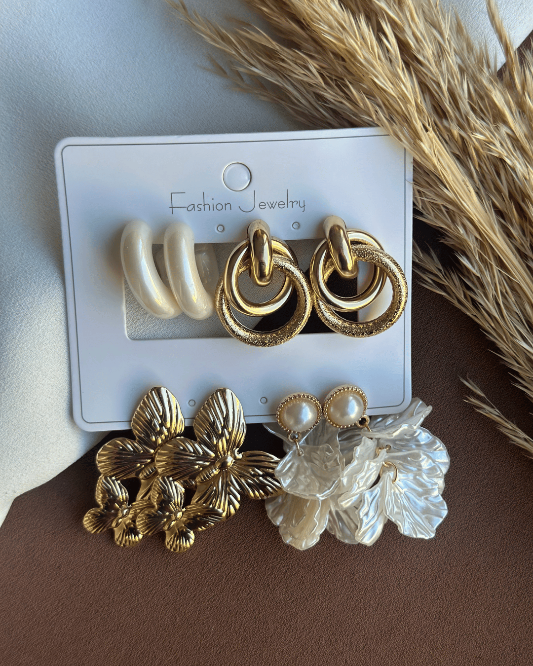 Sedef & İnci Gold Kelebek Model 4 lü Küpe Set 