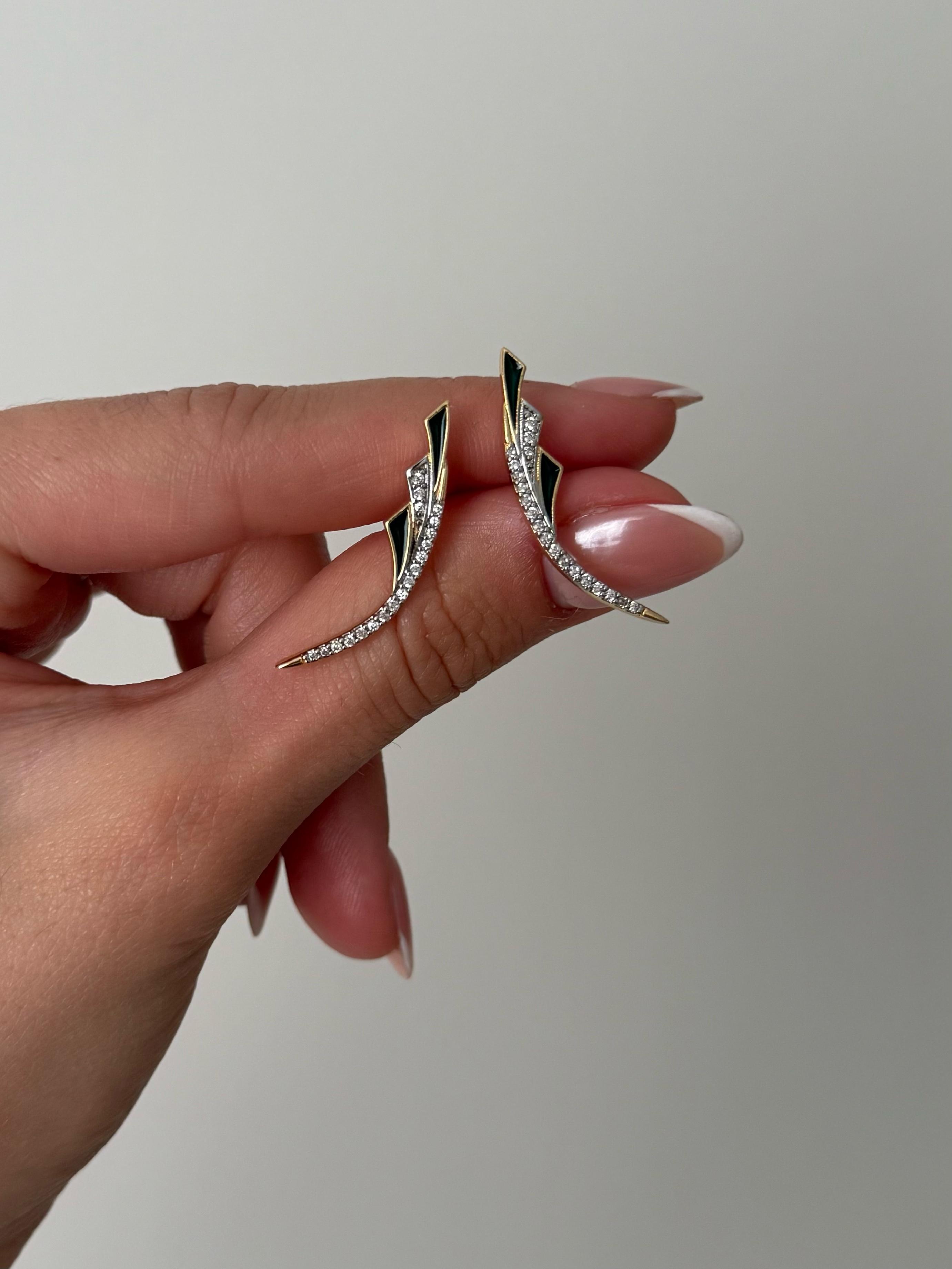Zirkon Taşlı Marka Model Özel Tasarım Rodyum Kaplama VİP Küpe 3