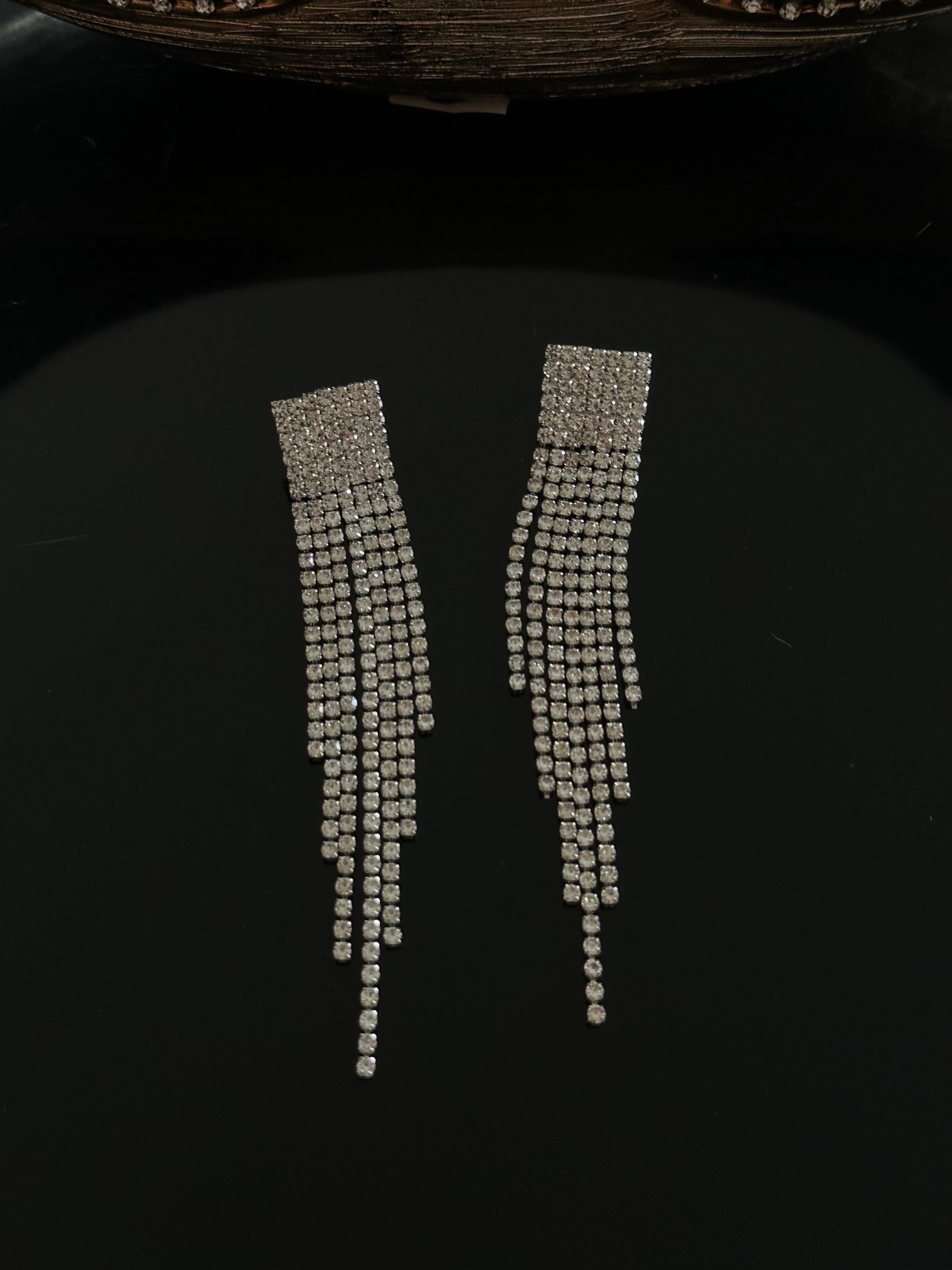 Zirkon Taşlı Suyolu Tasarım Küpe - Model 2