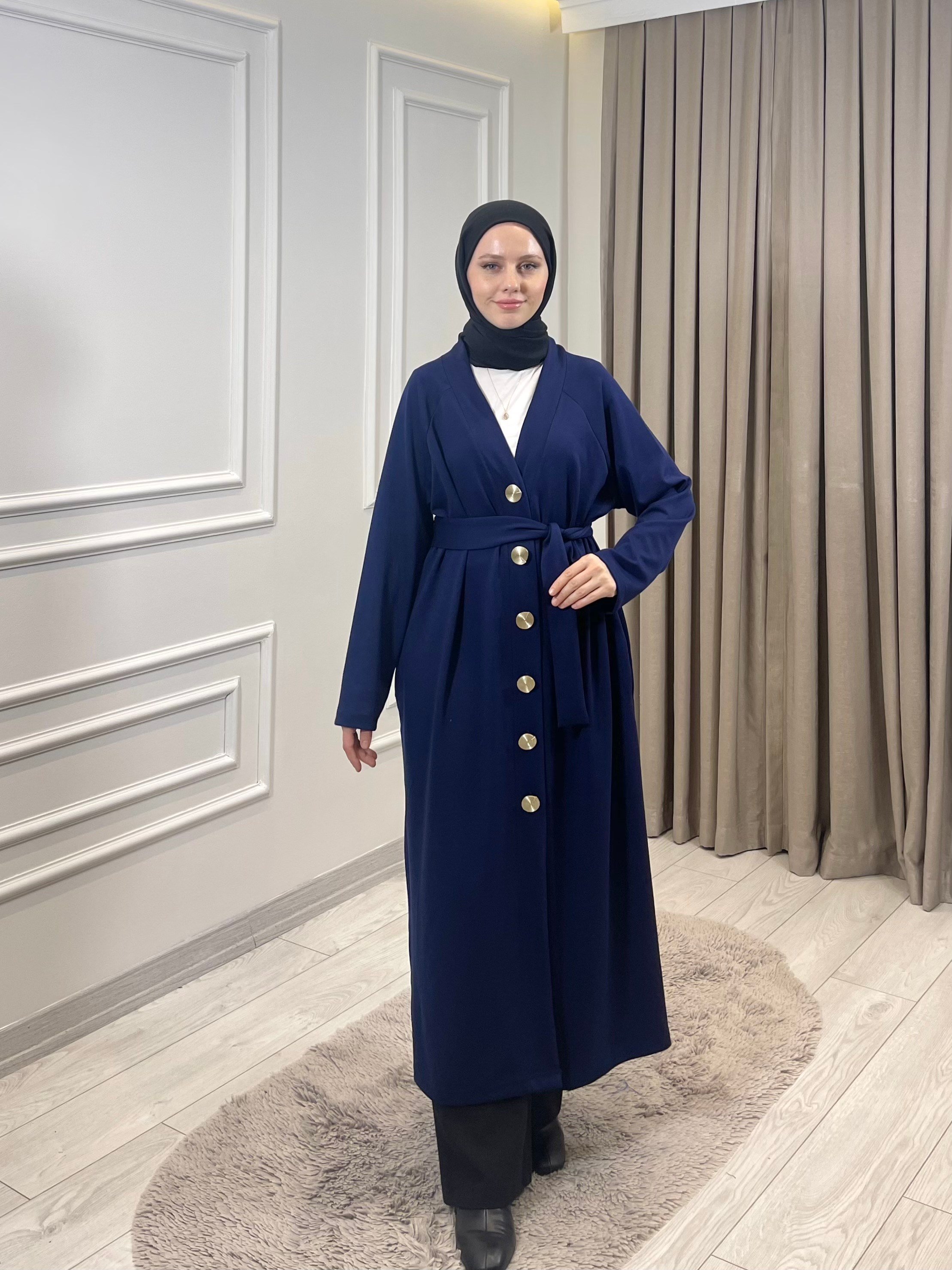DÜĞMELİ ABAYA LACİVERT