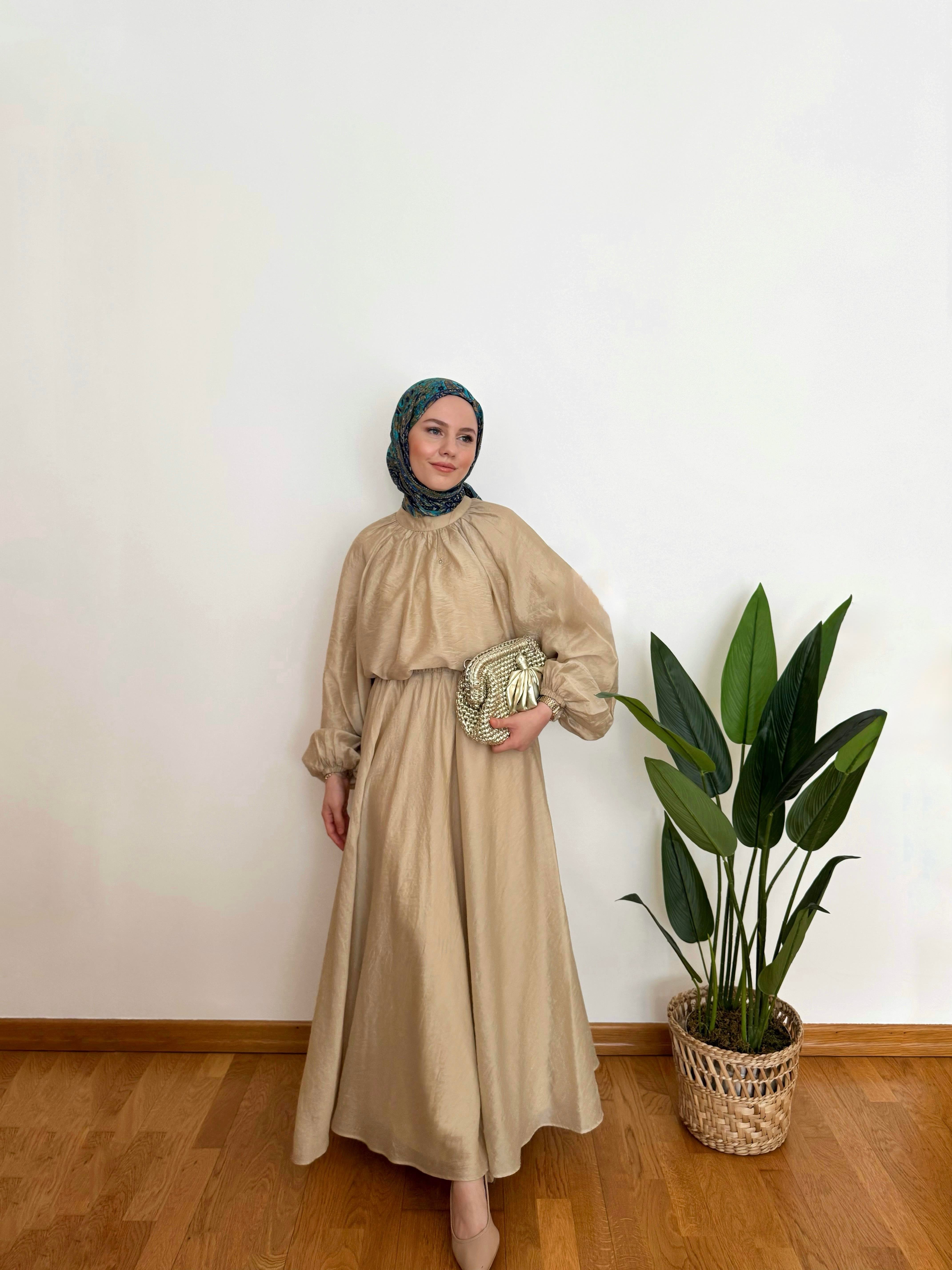 STELLA ETEKLİ TAKIM