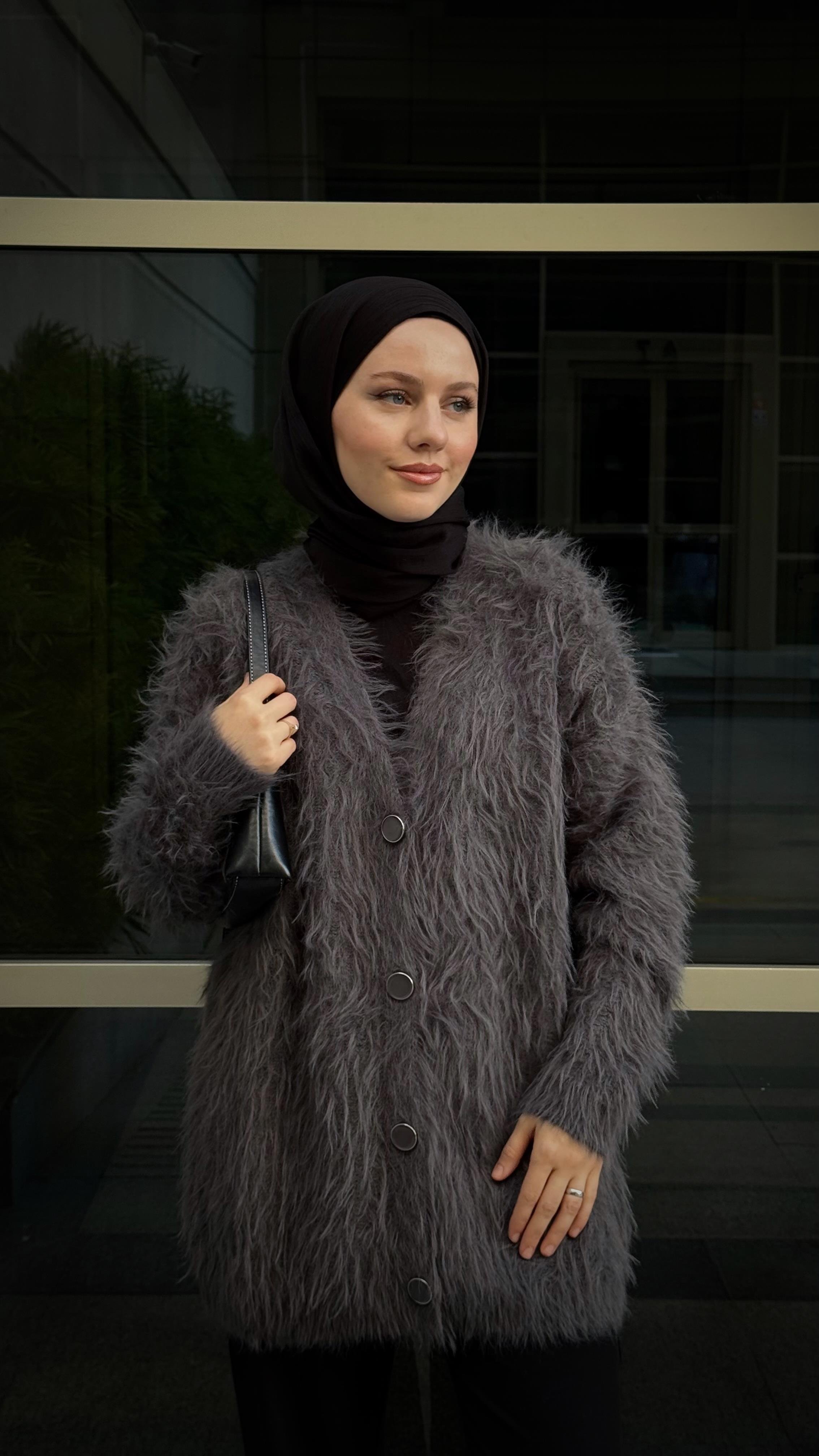 TÜY DETAYLI HIRKA