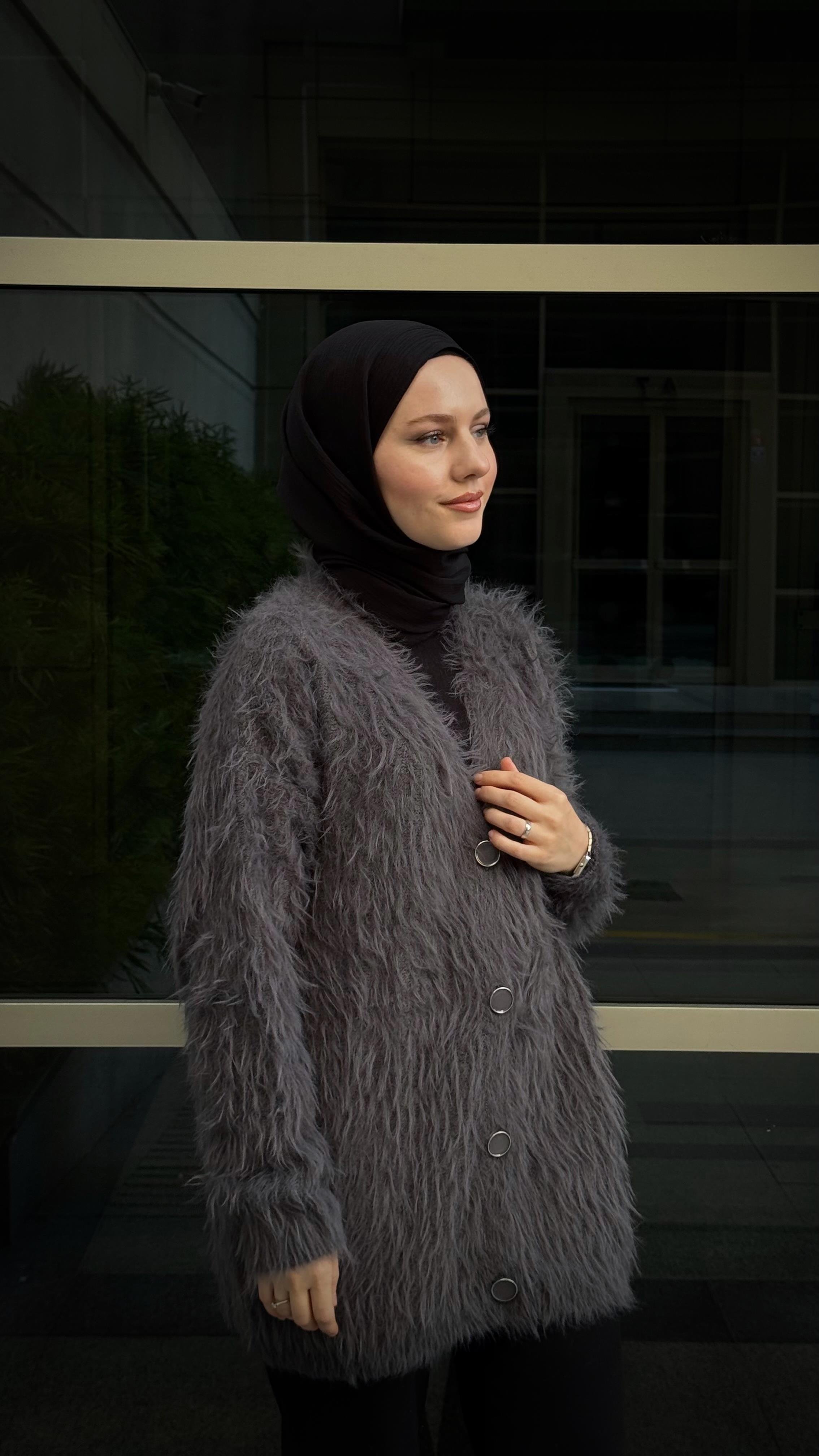 TÜY DETAYLI HIRKA