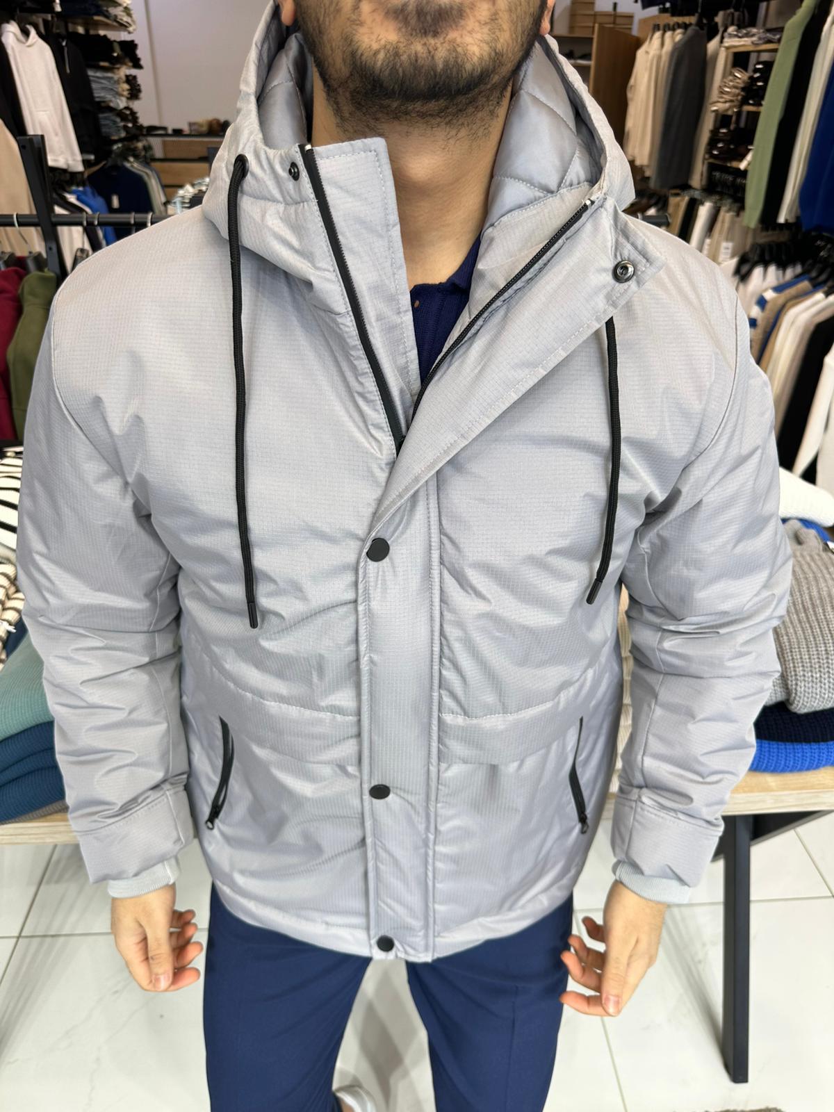 Kapüşonlu Mont Gri