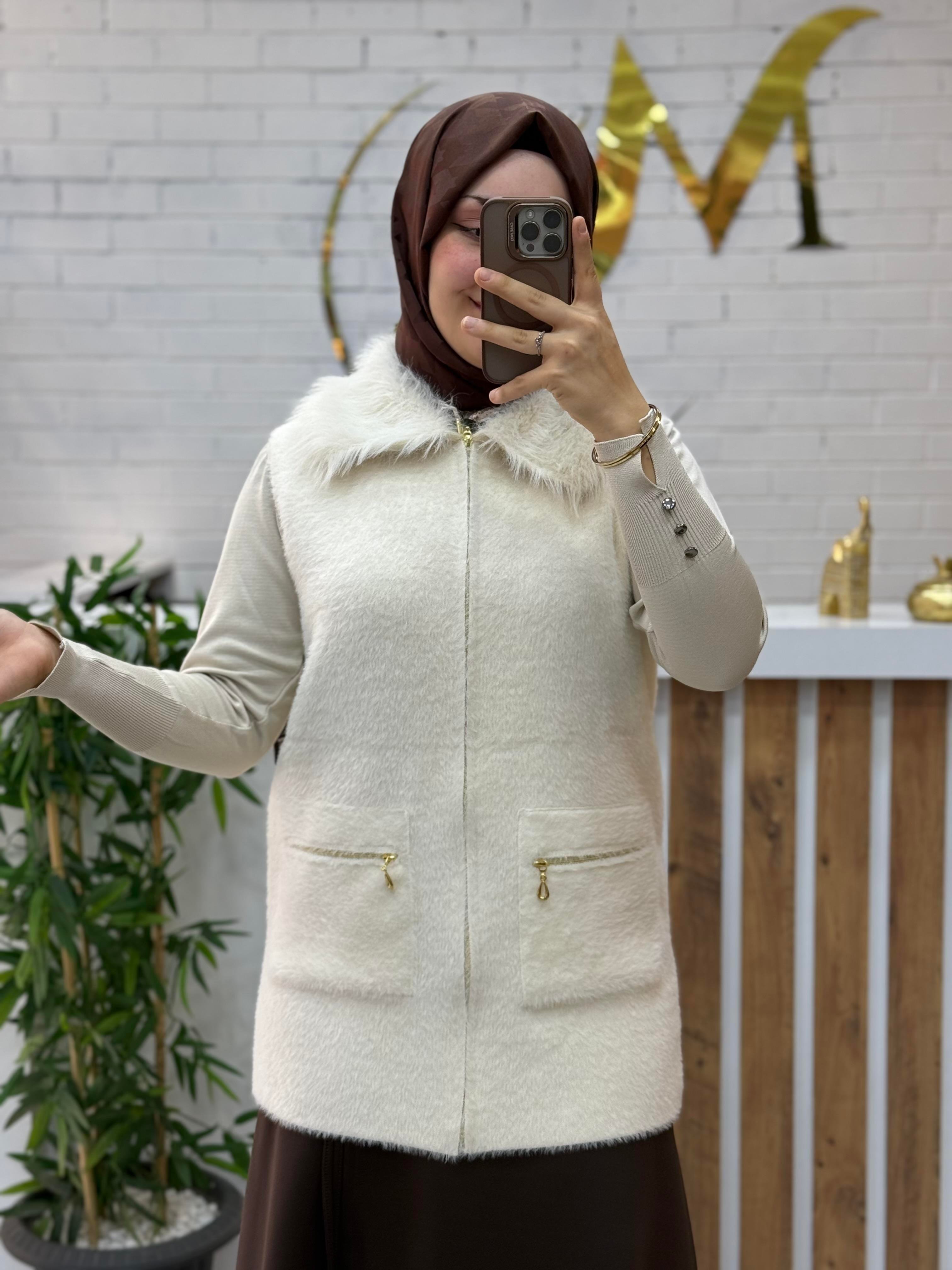 ANGORA YELEK (fularlı)
