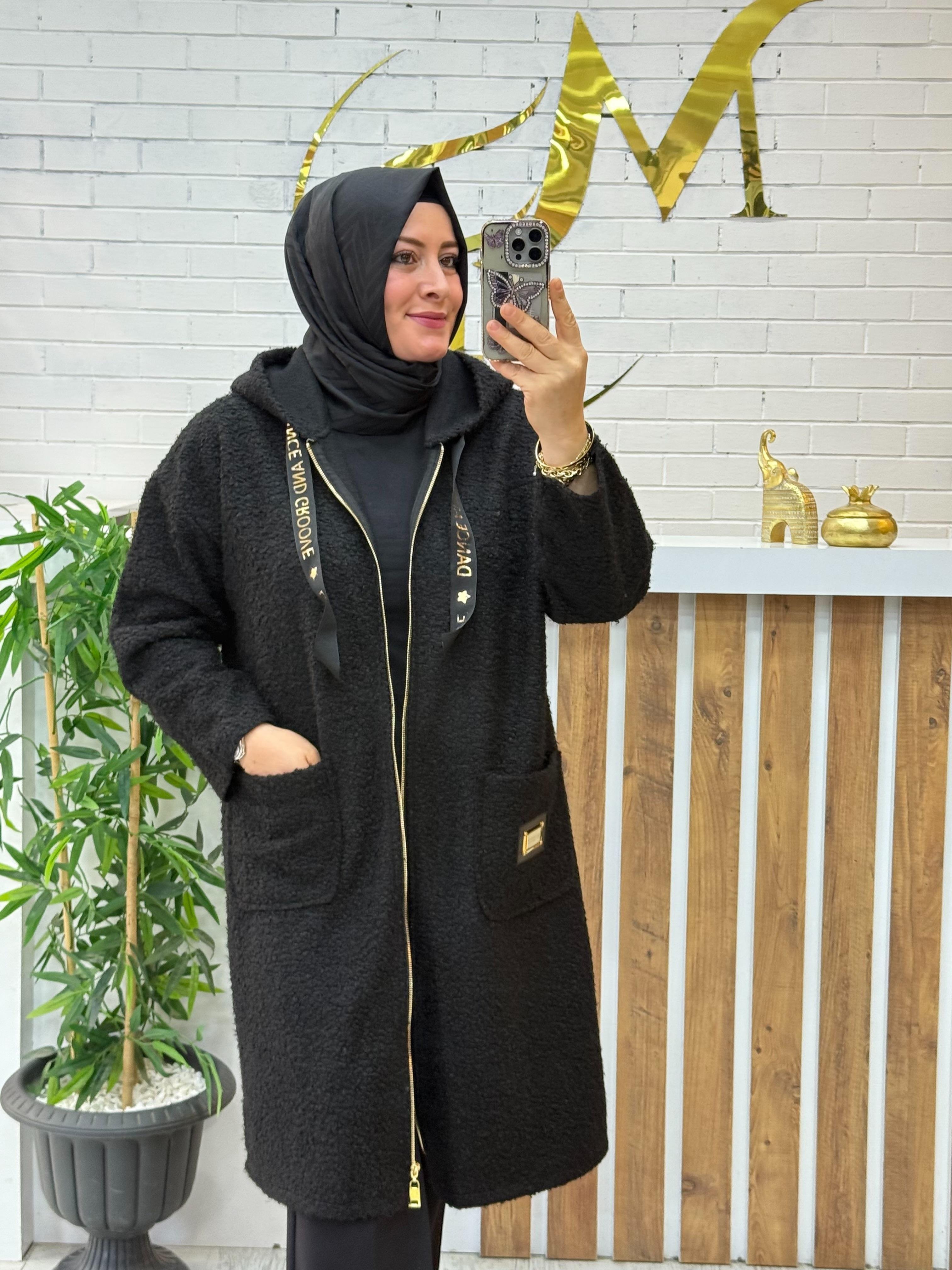 KAPÜŞONLU KUZU KABAN