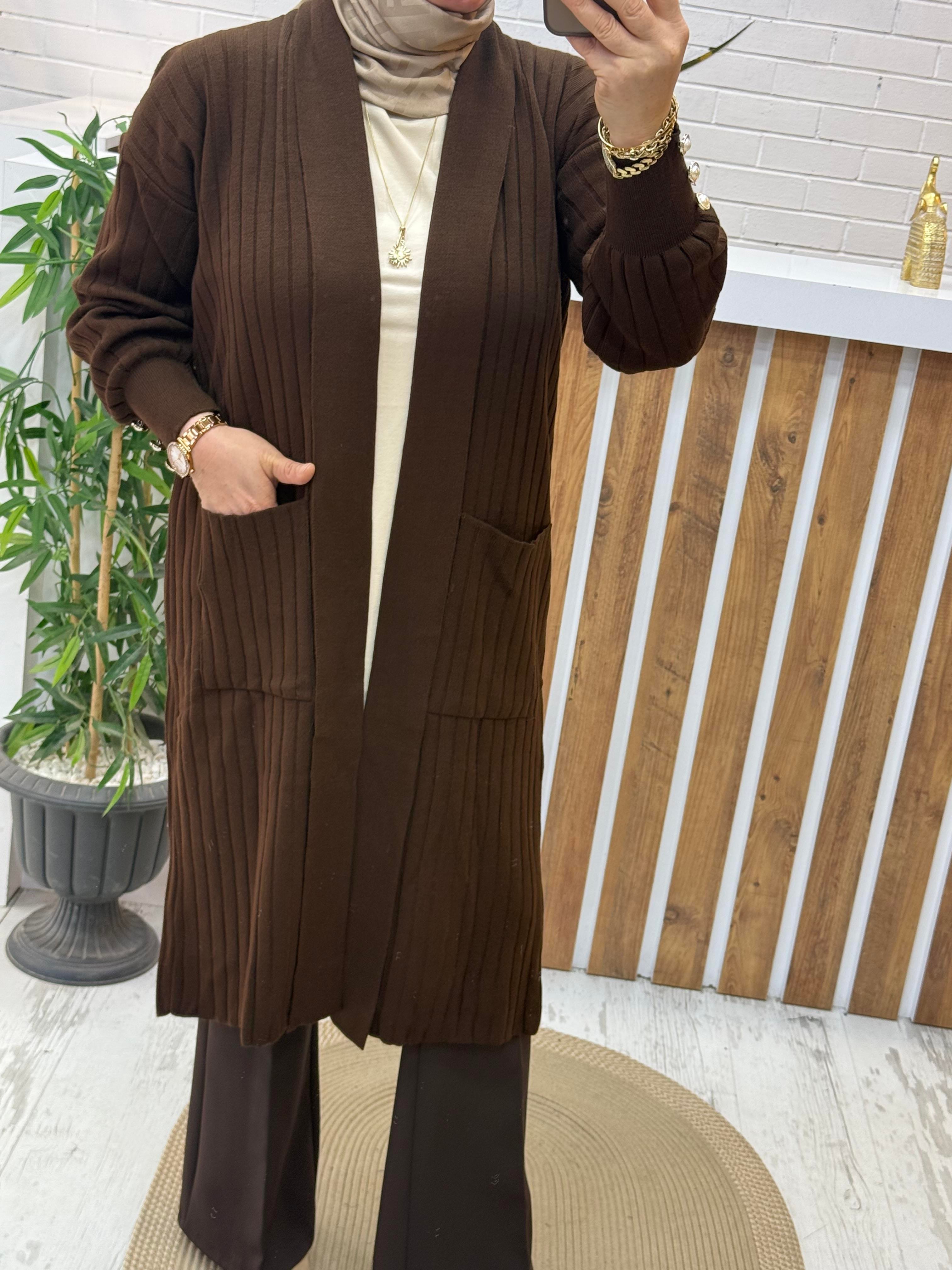 ÖNDEN CEPLİ FİTİLLİ TRİKO HIRKA