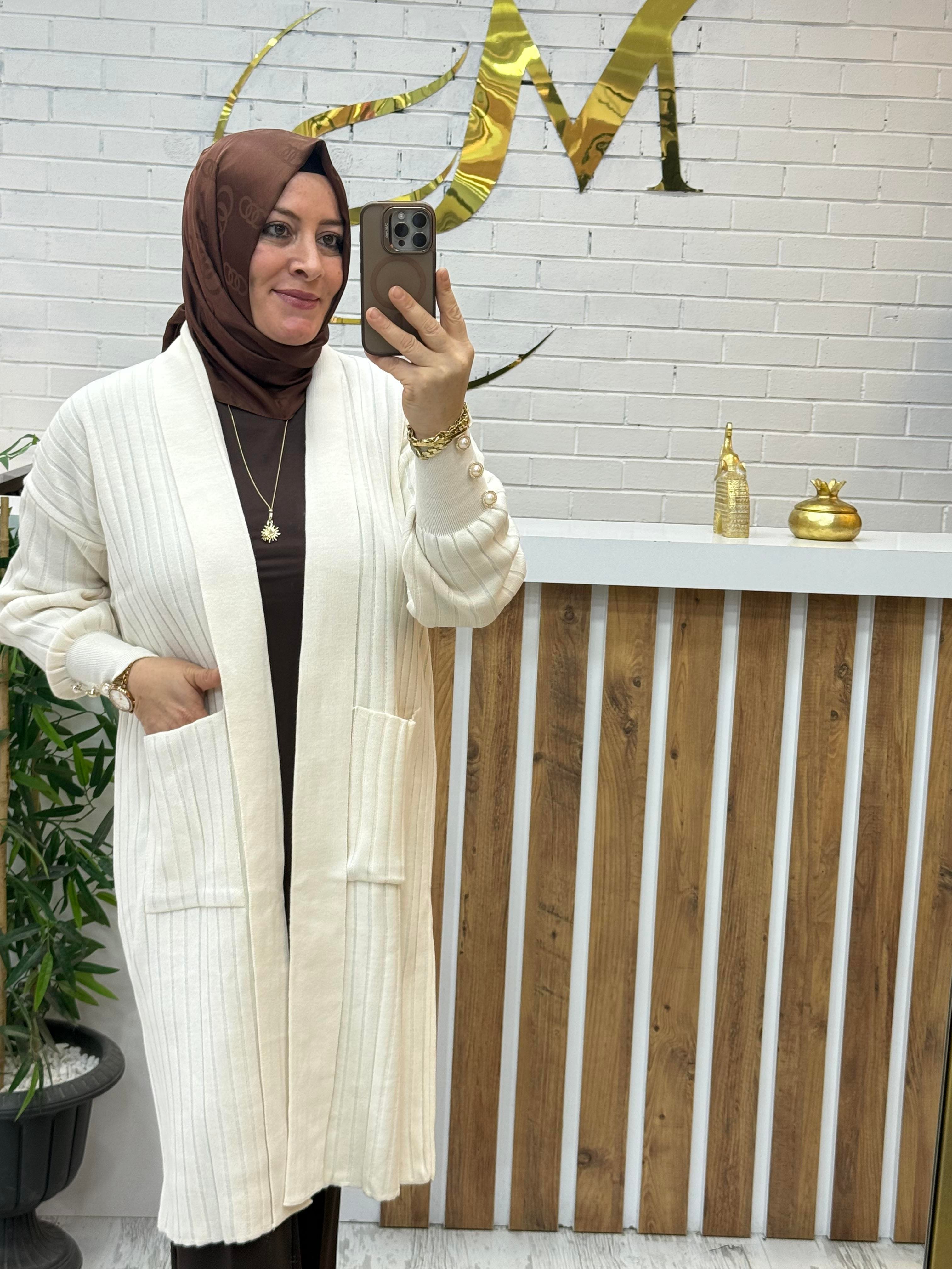 ÖNDEN CEPLİ FİTİLLİ TRİKO HIRKA