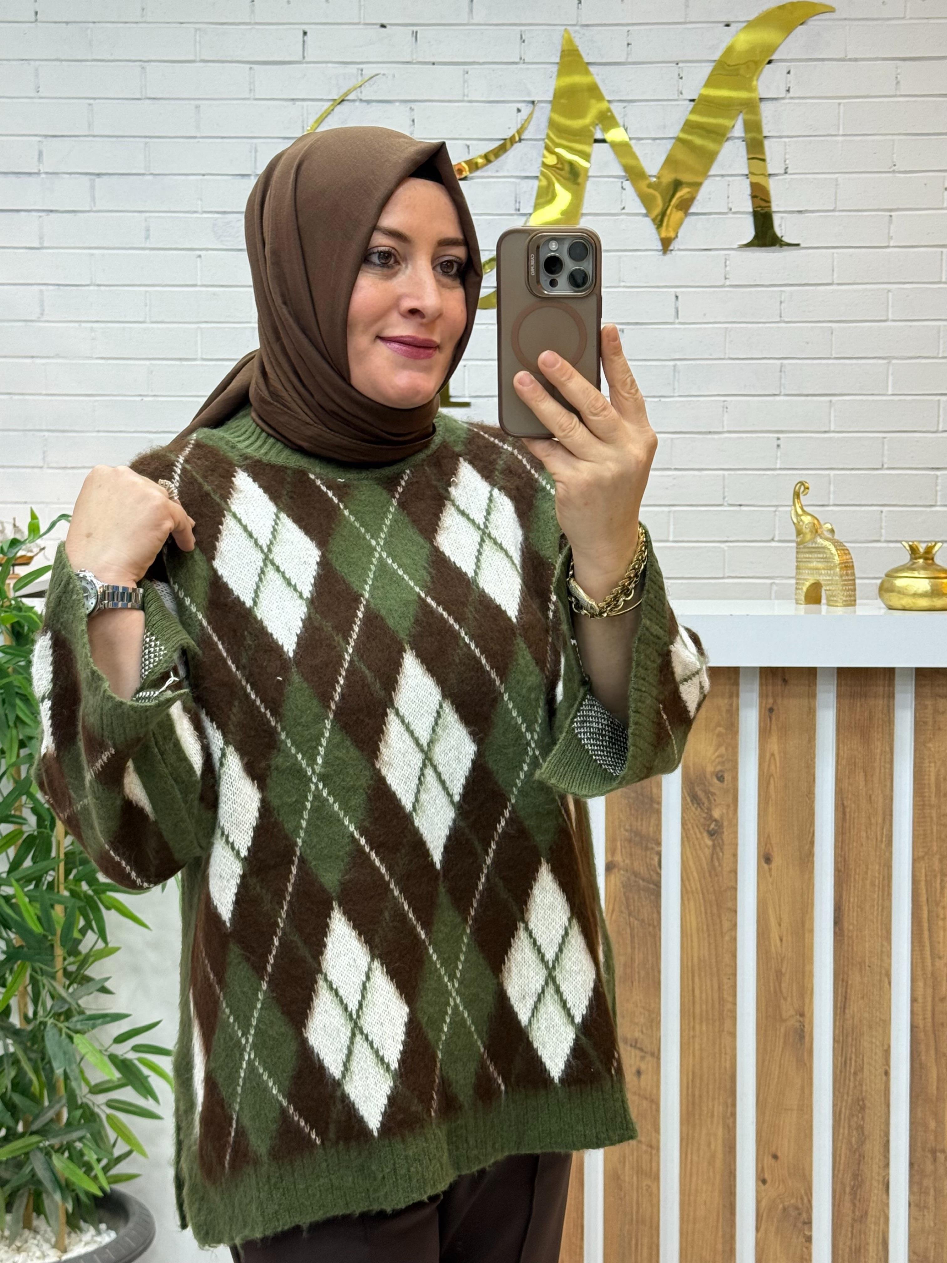 OVERSİZE BAKLAVA DESENLİ KAZAK