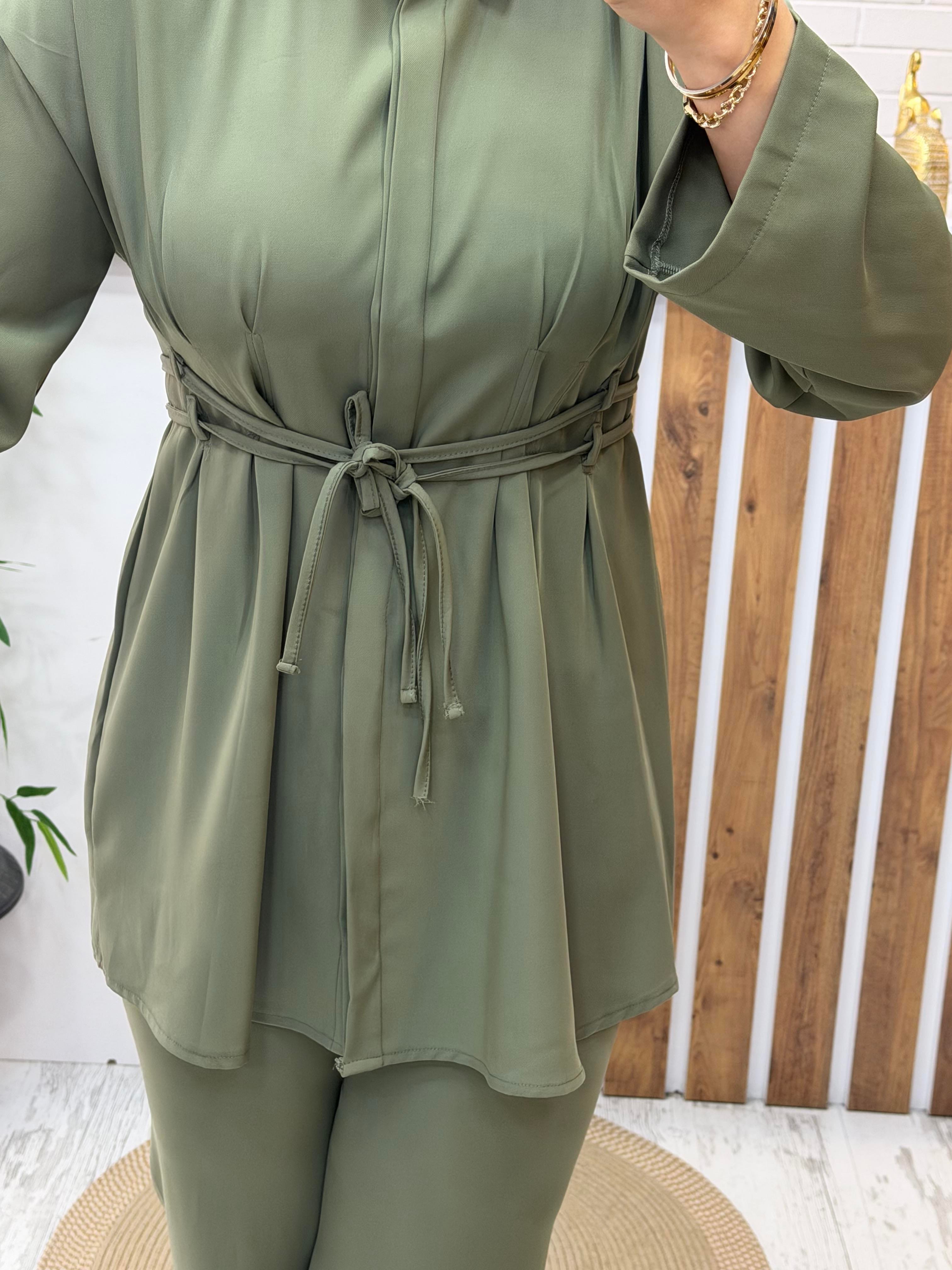 PRADA ÇİFT BAĞCIKLI ZARİF TAKIM