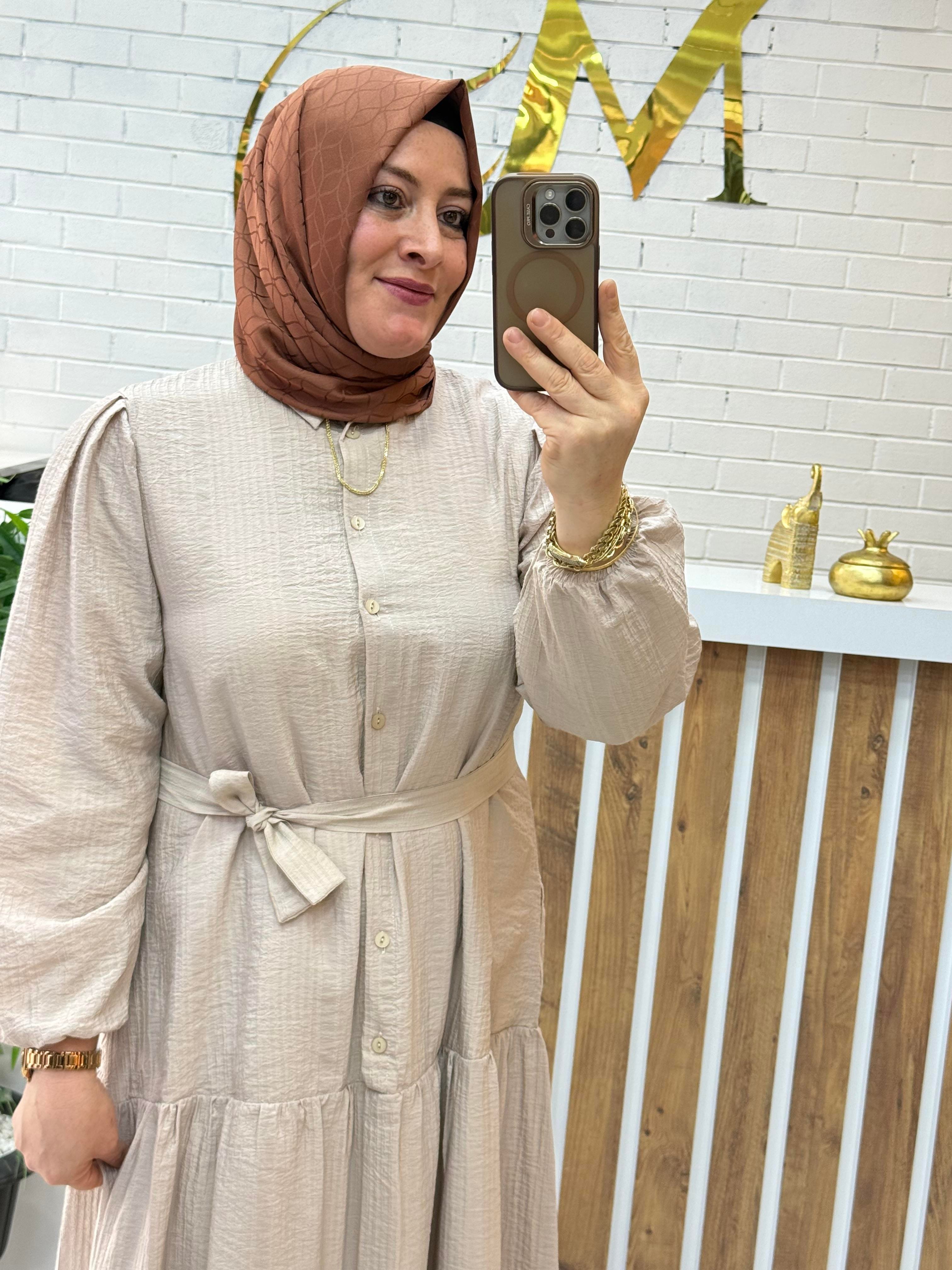 SEYYAR KUŞAKLI ASTARLI ÇİLEK ELBİSE