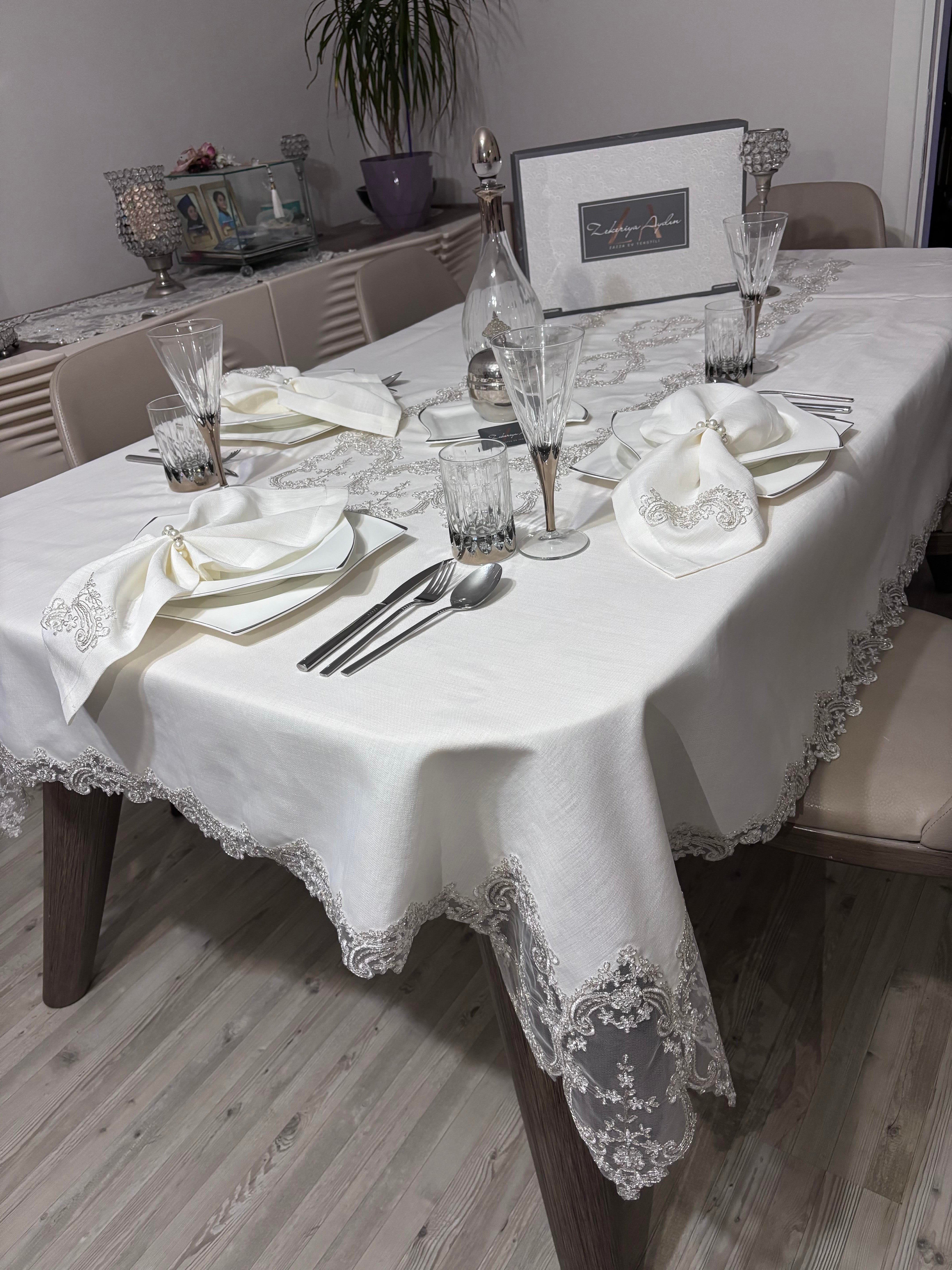 PRENSES GÜMÜŞ DANTELLİ LÜKS SOFRA TAKIMI