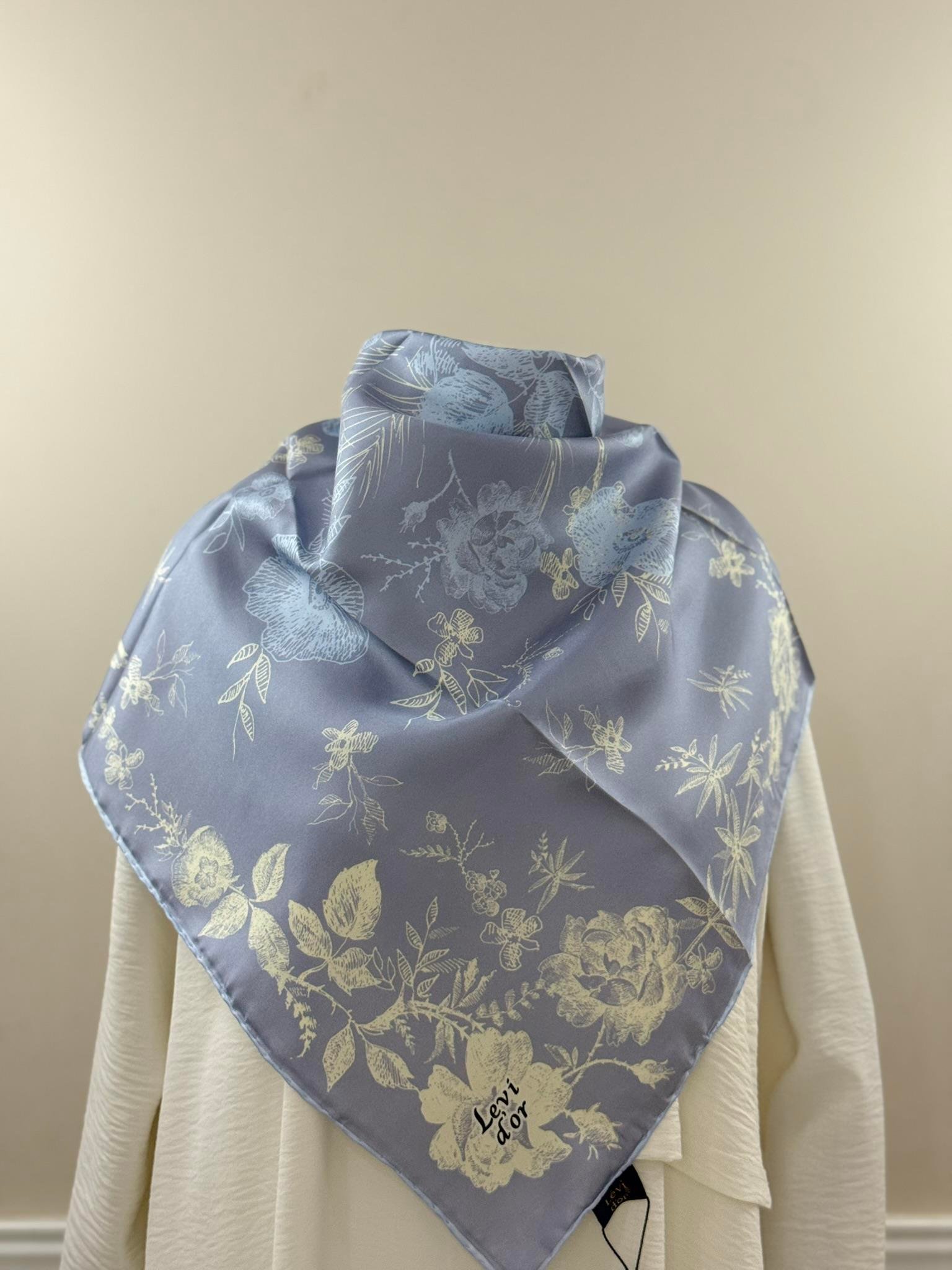 Levidor | Pastel Mavi Soyut Gül Desen Twill İpek Eşarp