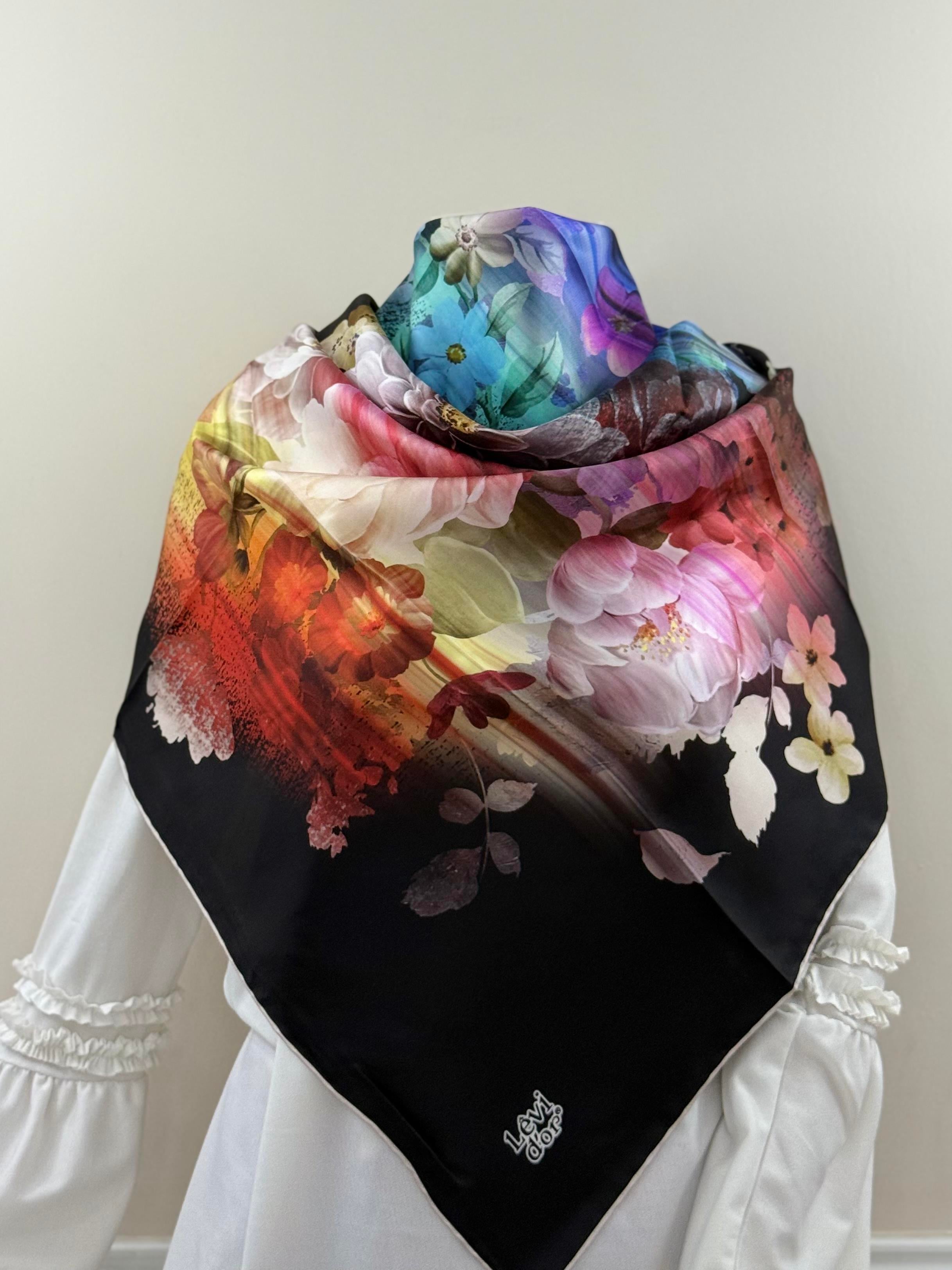 Levidor | Siyah-Renkli Kenarlı Çiçek Desen Twill İpek Eşarp