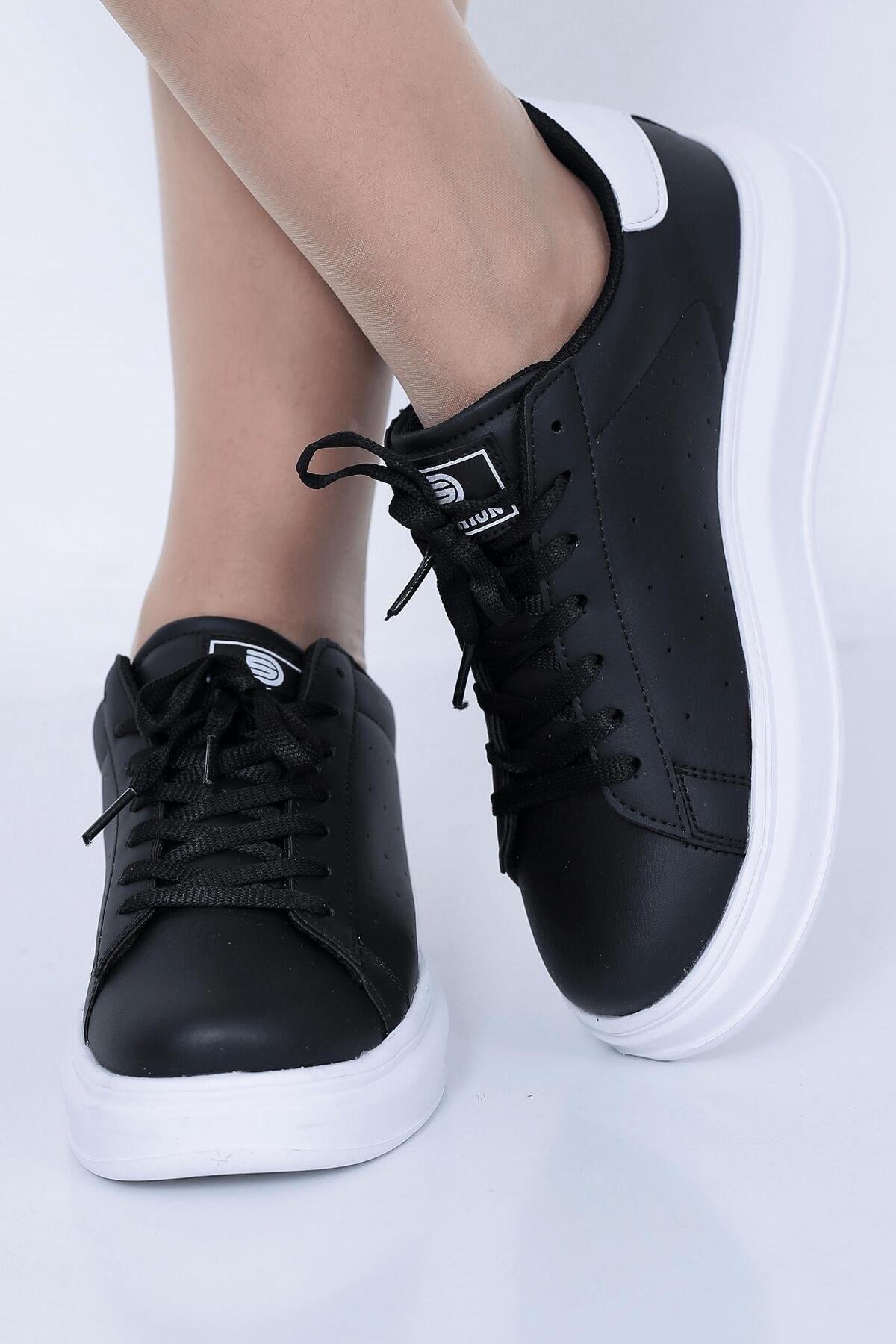Rahat Kalıp Bağcıklı Sneaker BOT00010