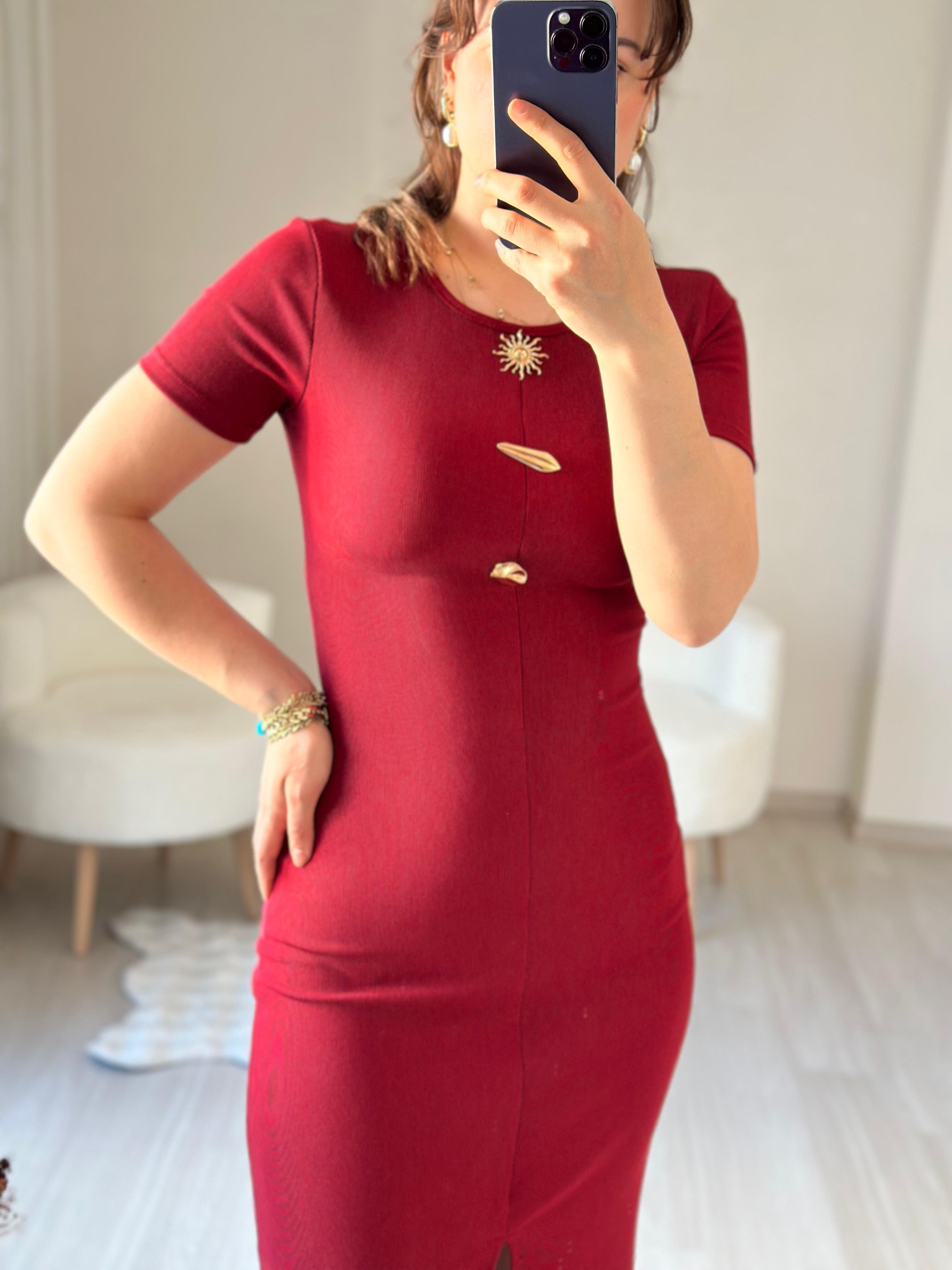 DÜĞME DETAYLI KISA KOLLU ELBİSE