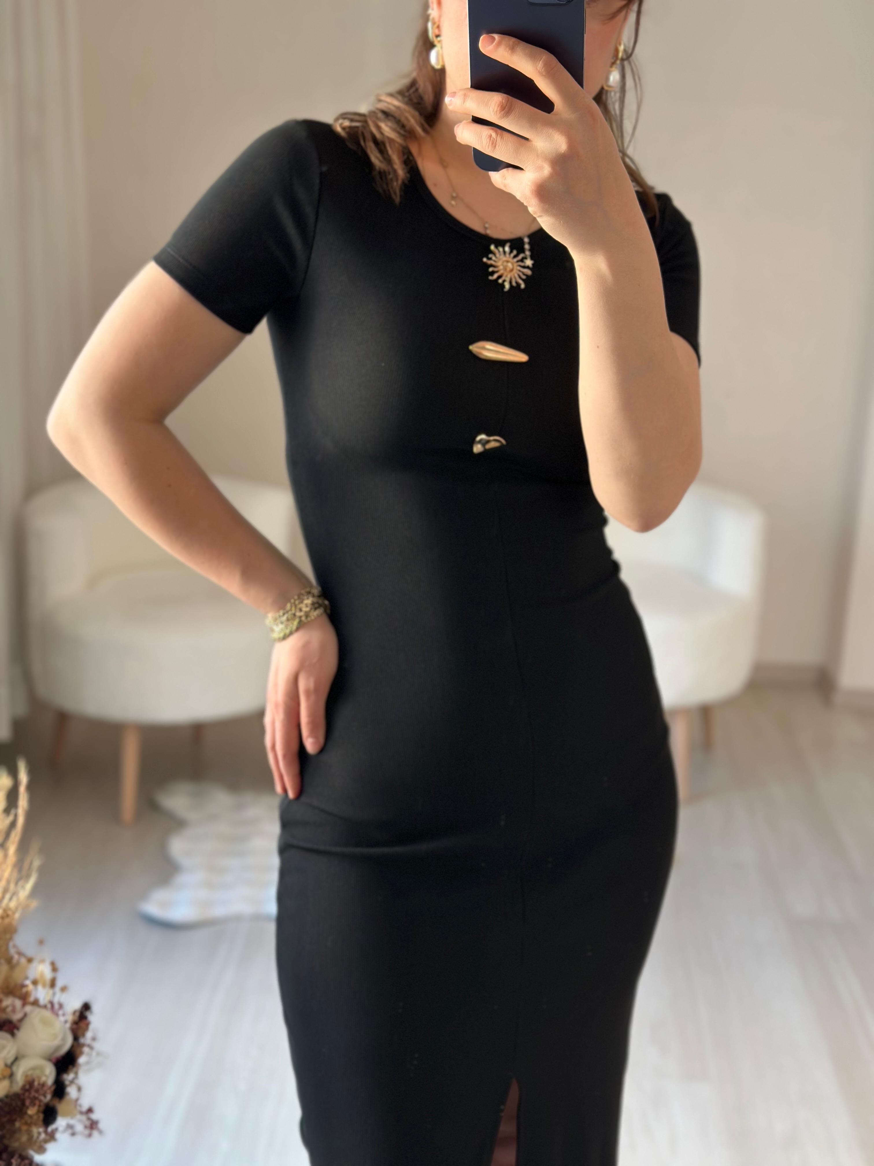 DÜĞME DETAYLI KISA KOLLU ELBİSE