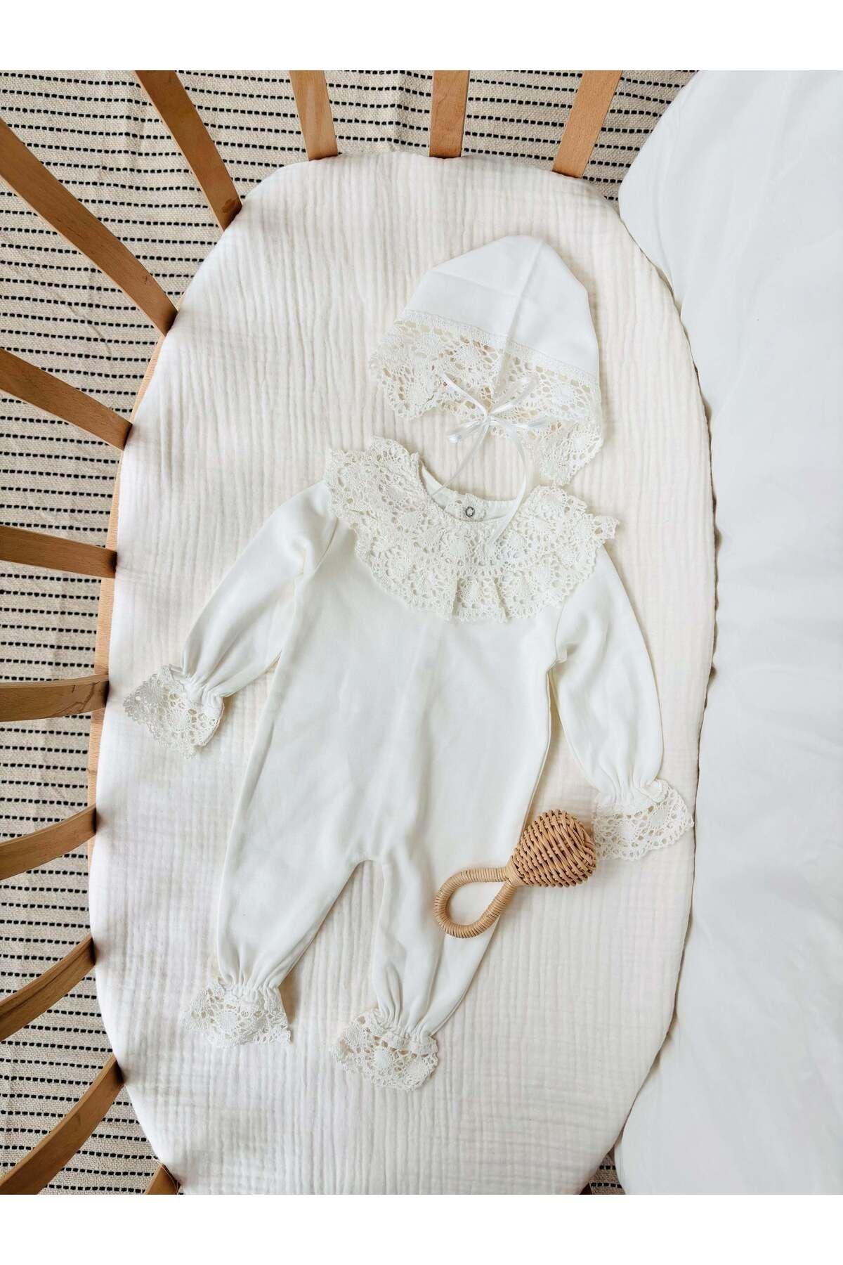 Aleo Dantelli Yenidoğan Tulum