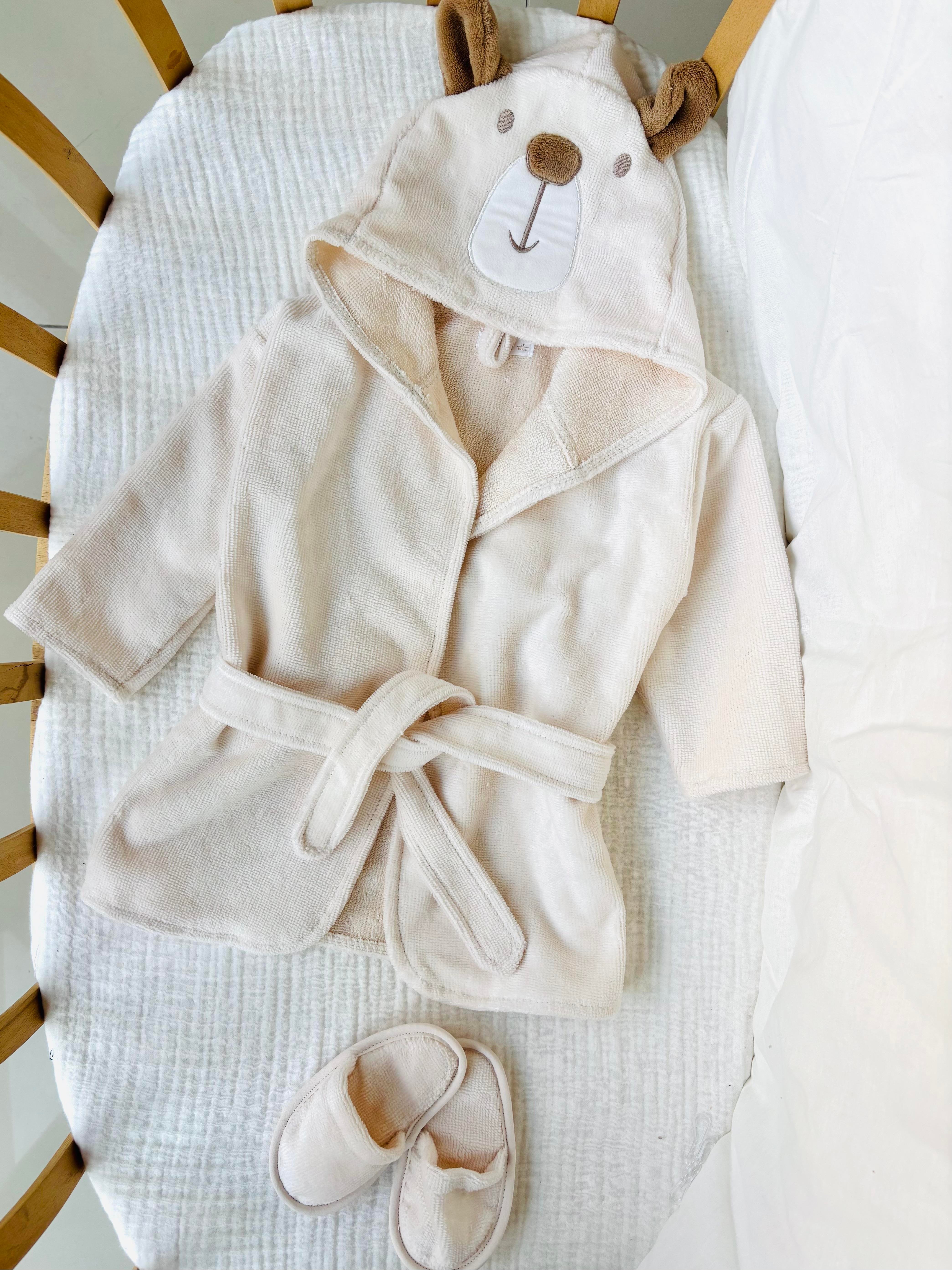 Bear Krem Bornoz Takım