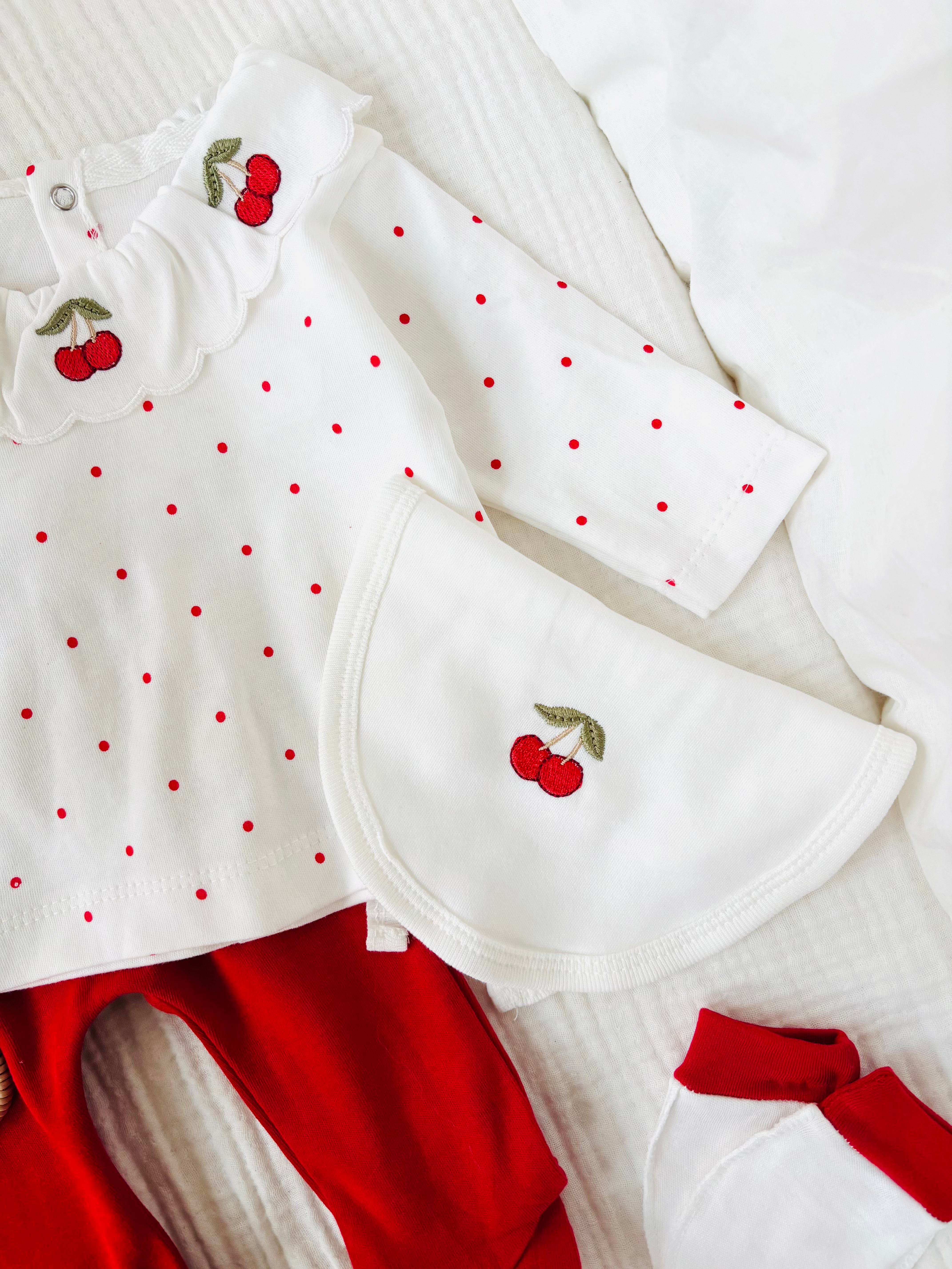 Cherry 5 Parça Yenidoğan Takım