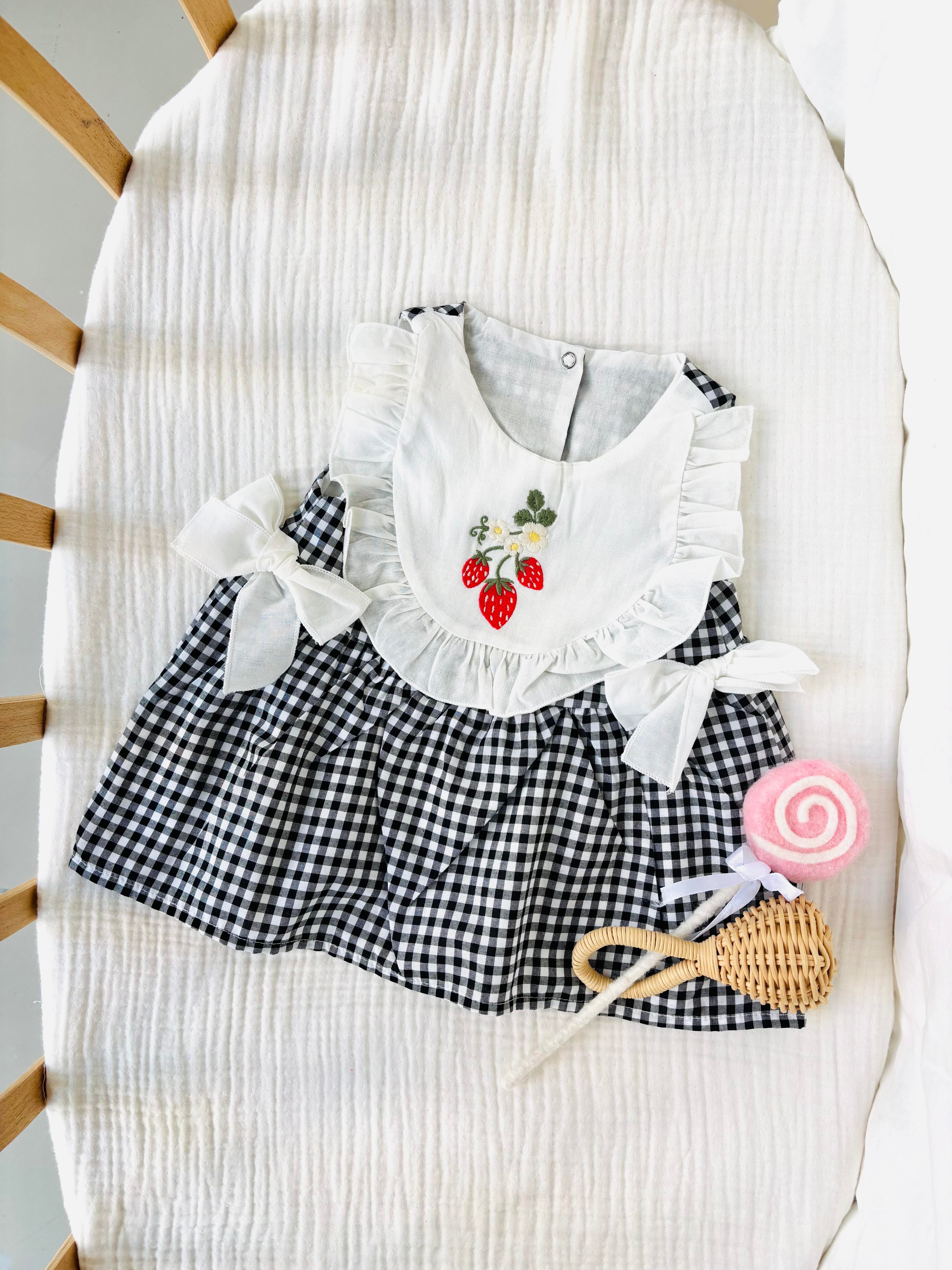 Cherry Ekoseli Elbise - Siyah