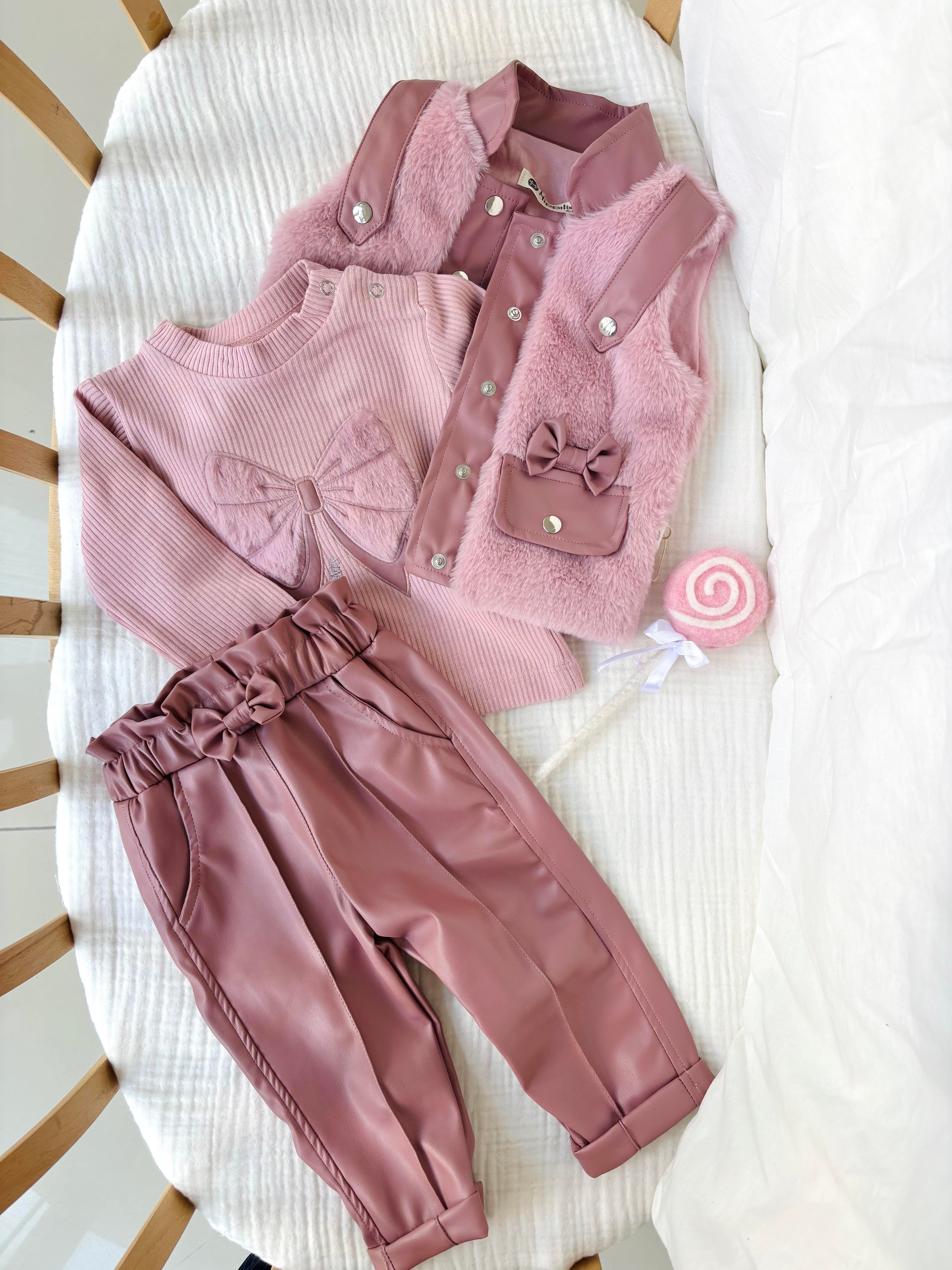 Coral Yelekli 3 Parça Takım