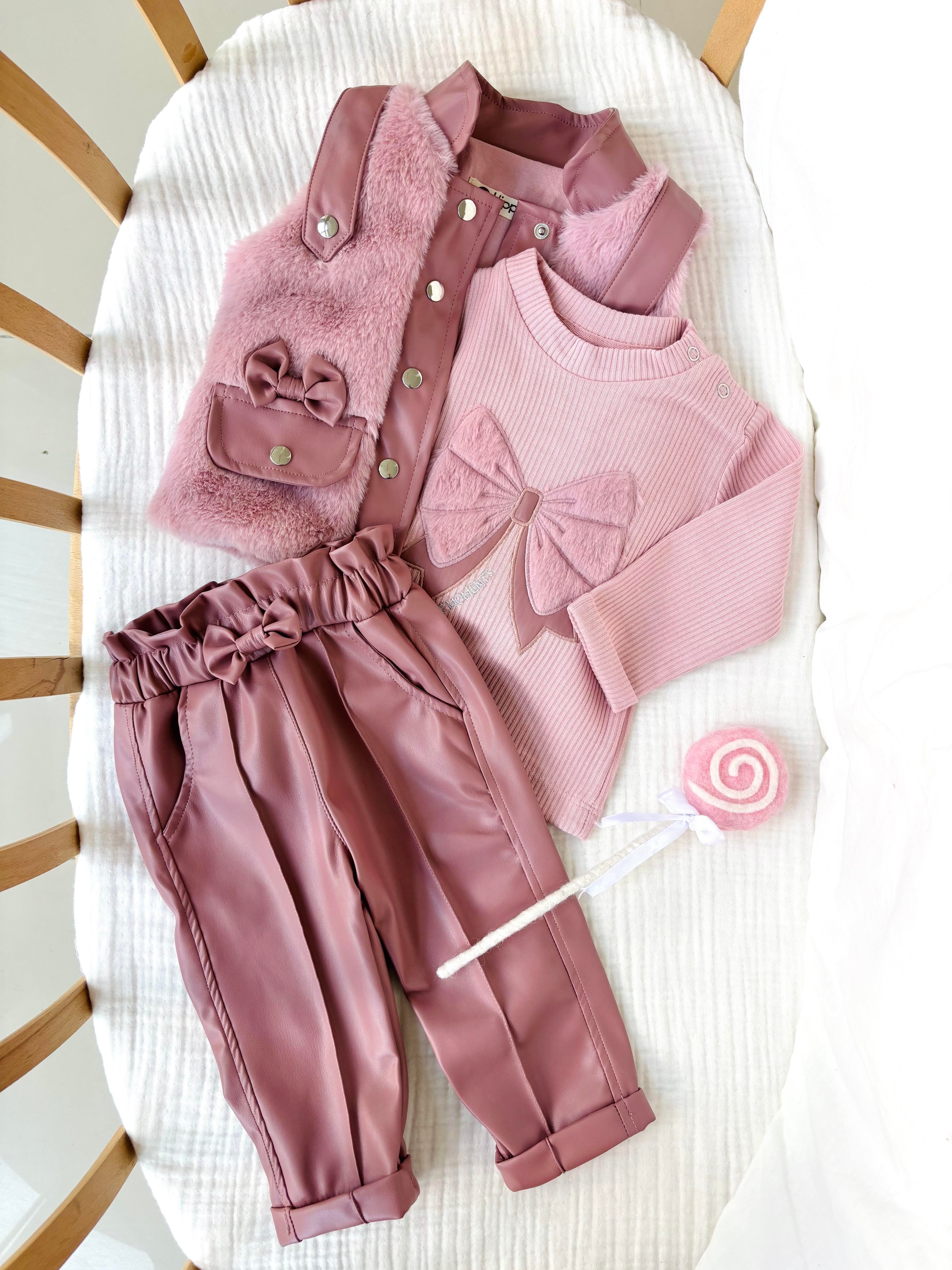 Coral Yelekli 3 Parça Takım