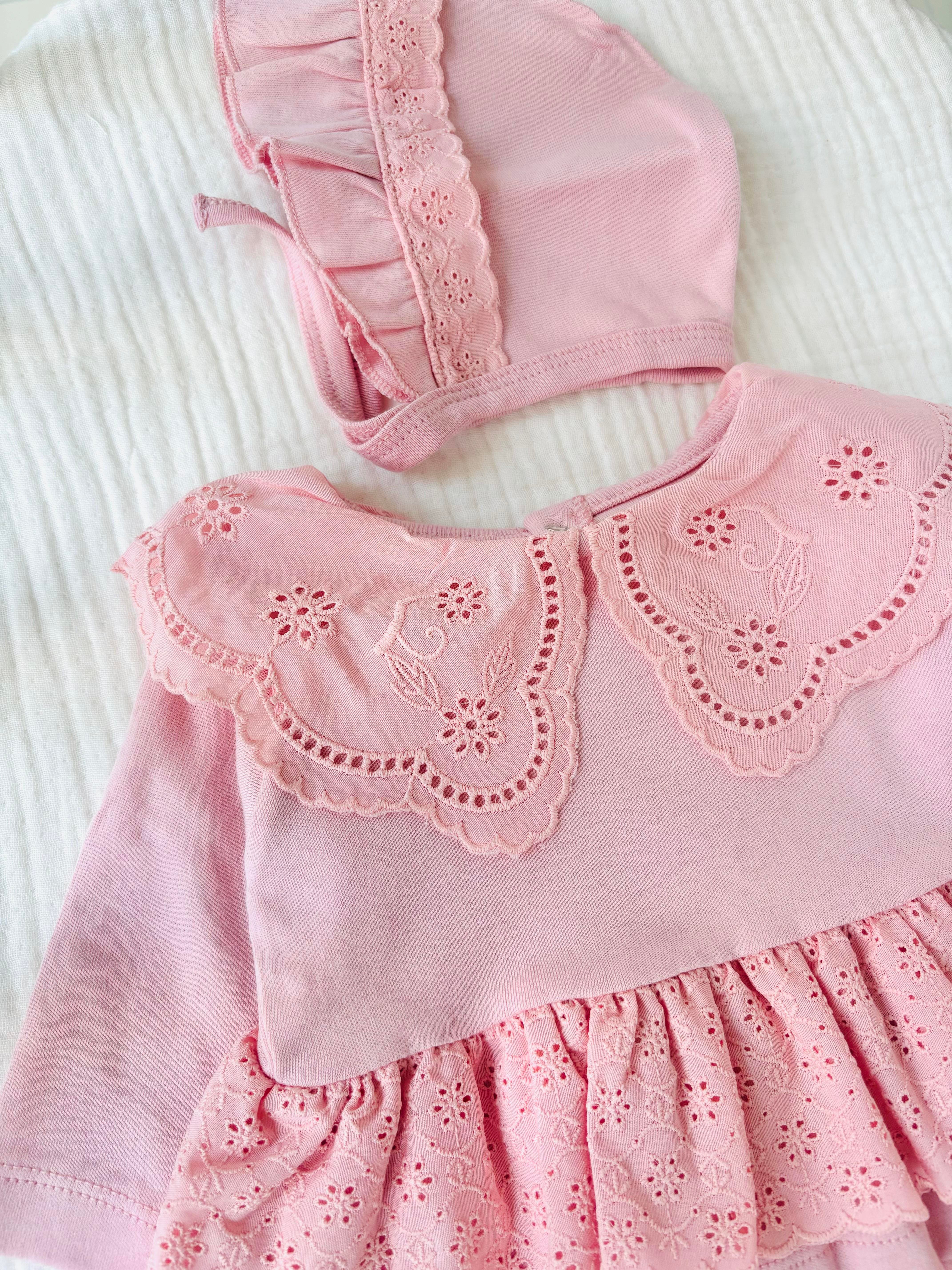 Elena Pembe Yenidoğan Takım