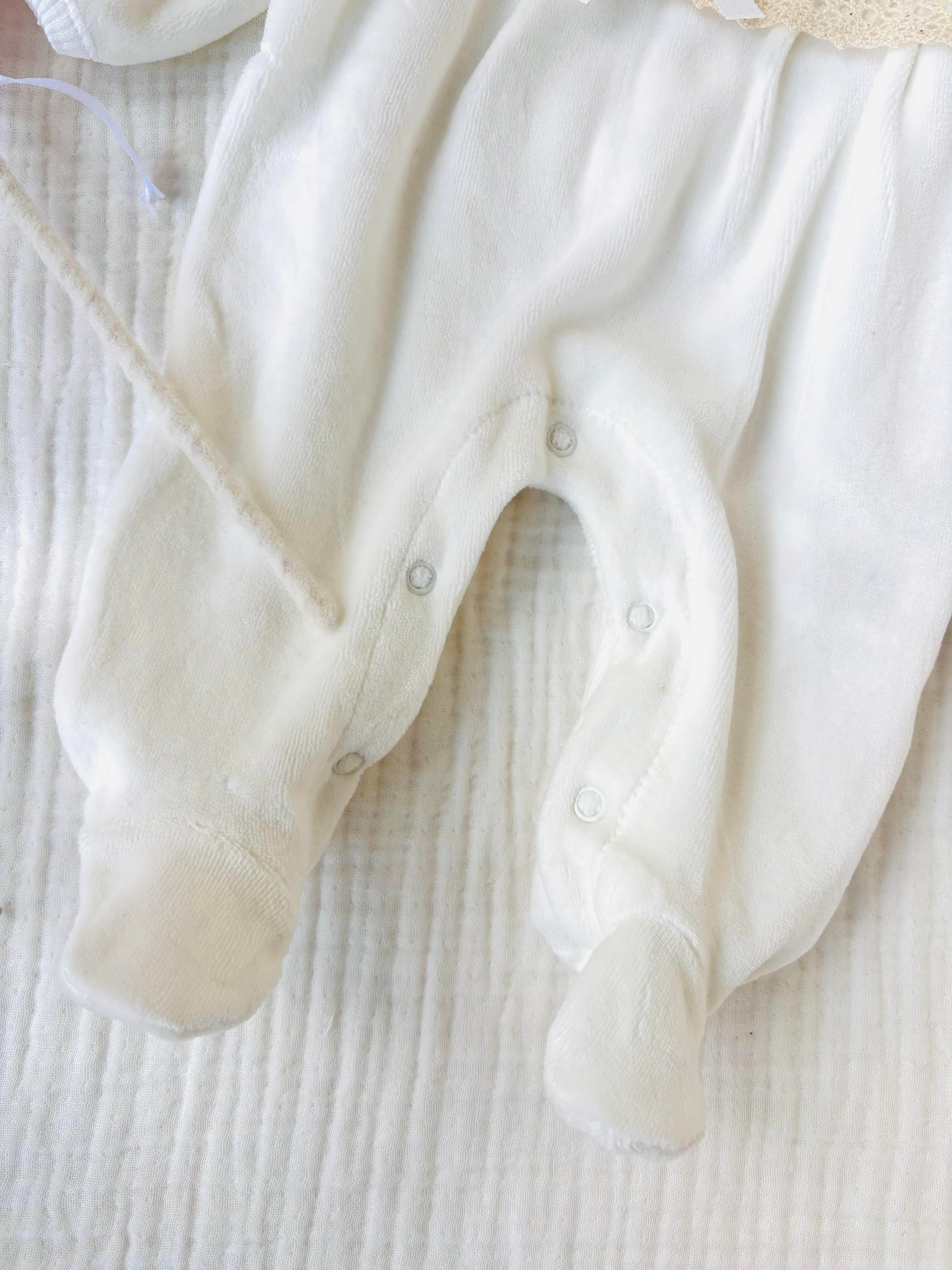 Elf Kadife Kız Bebek Tulum - Beyaz