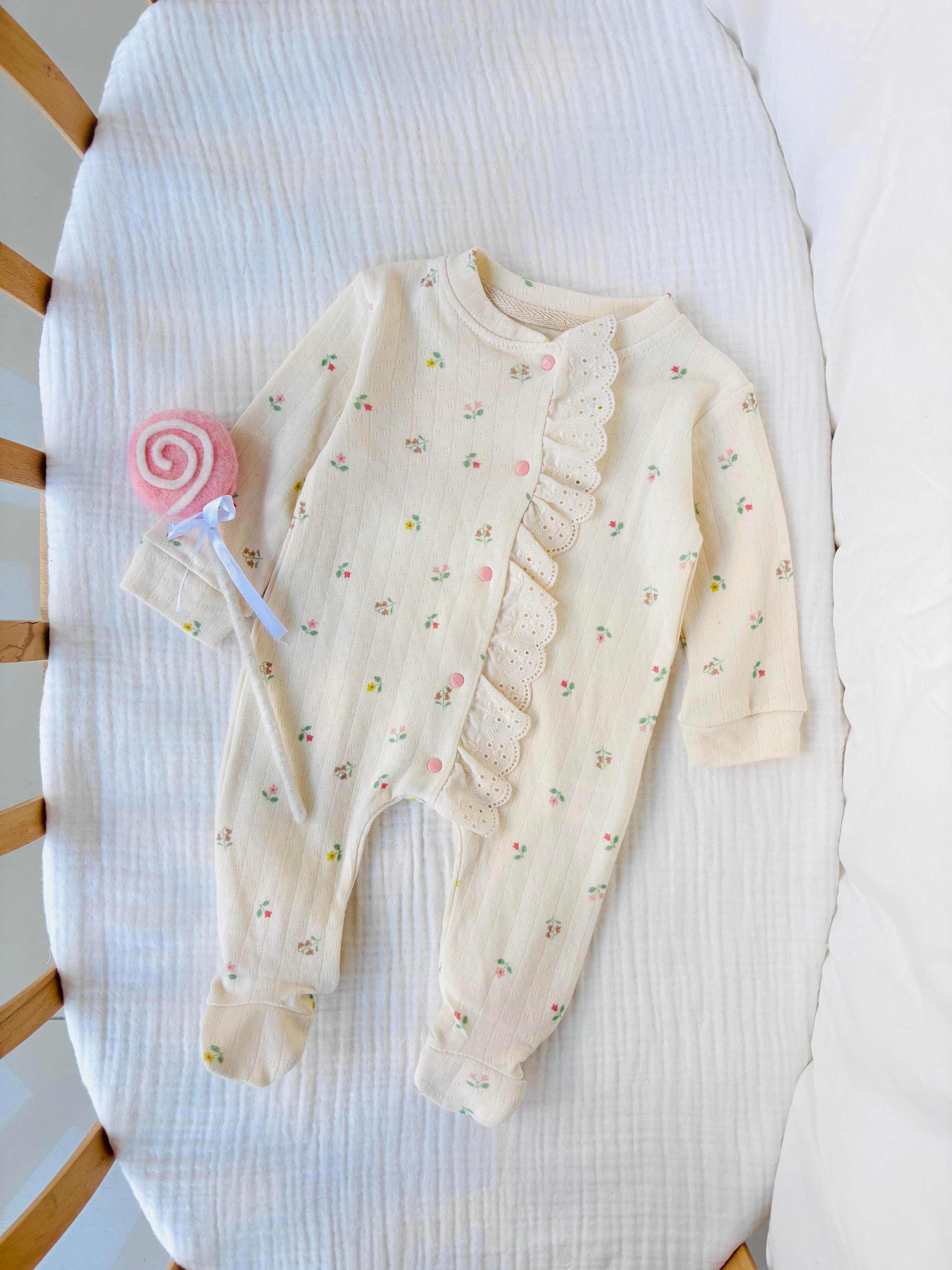 Ellie Çiçekli Tulum