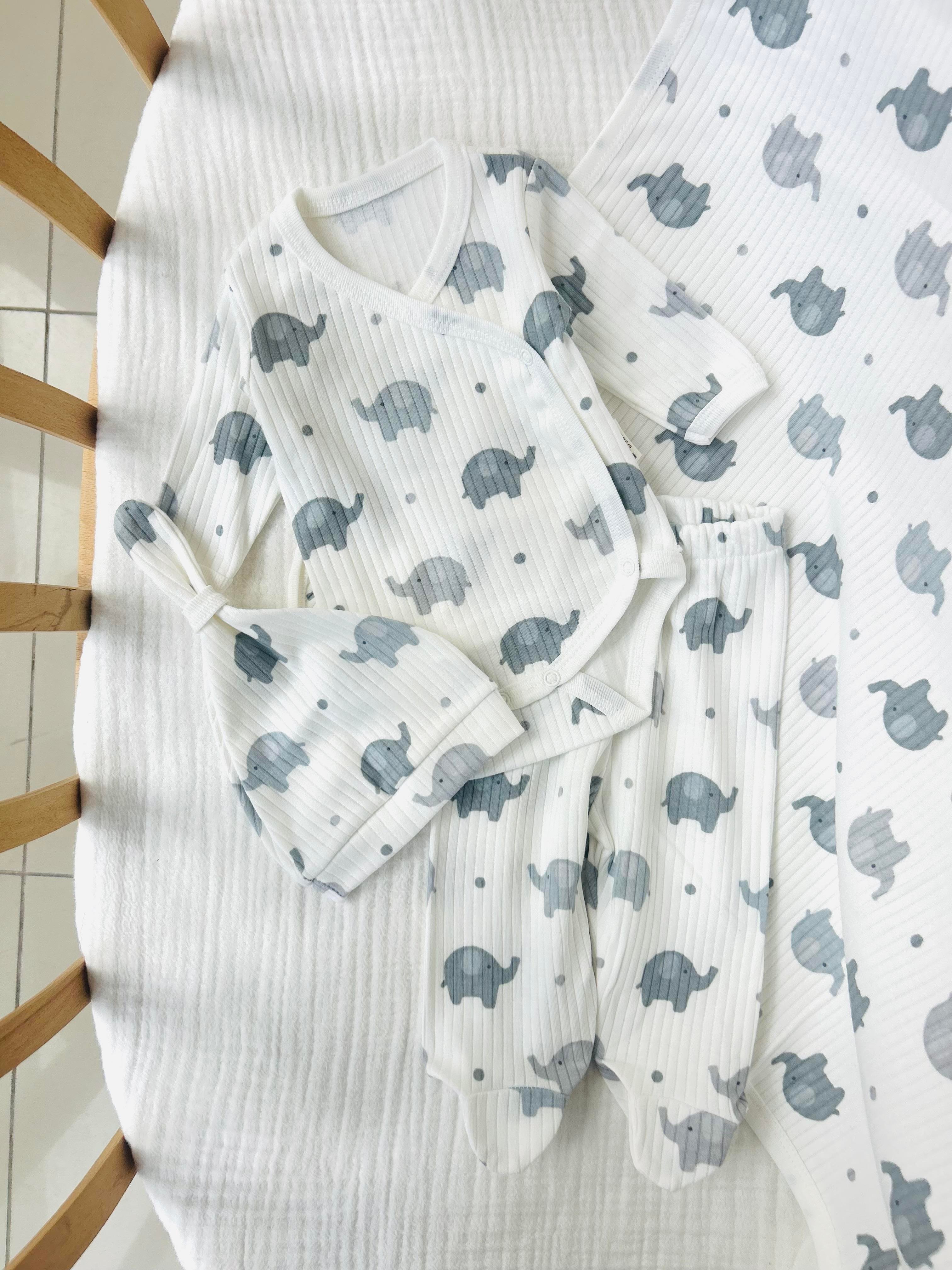 Fil Desenli Battaniyeli Set