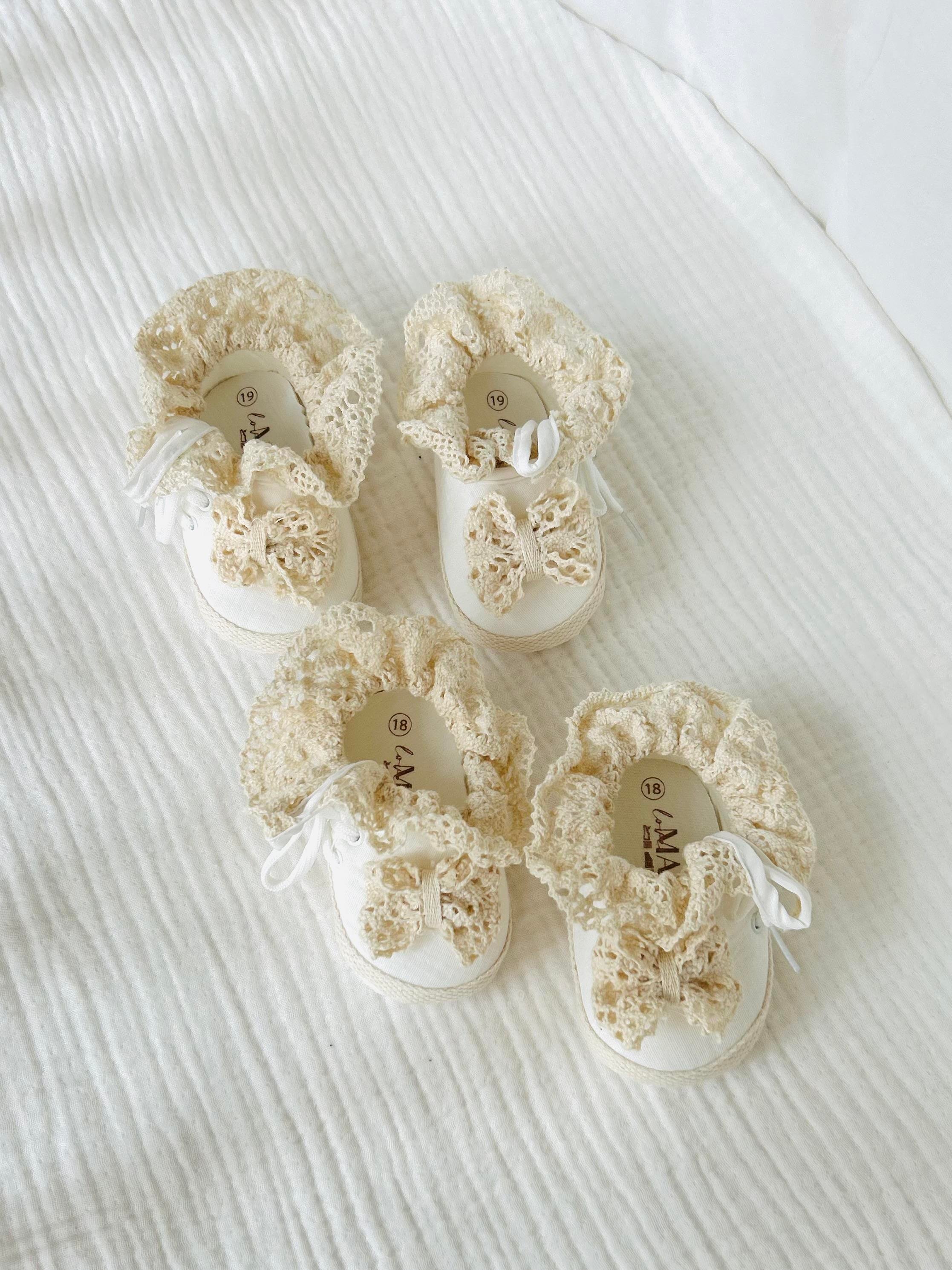 Fistolu Fiyonklu Ayabakkabı