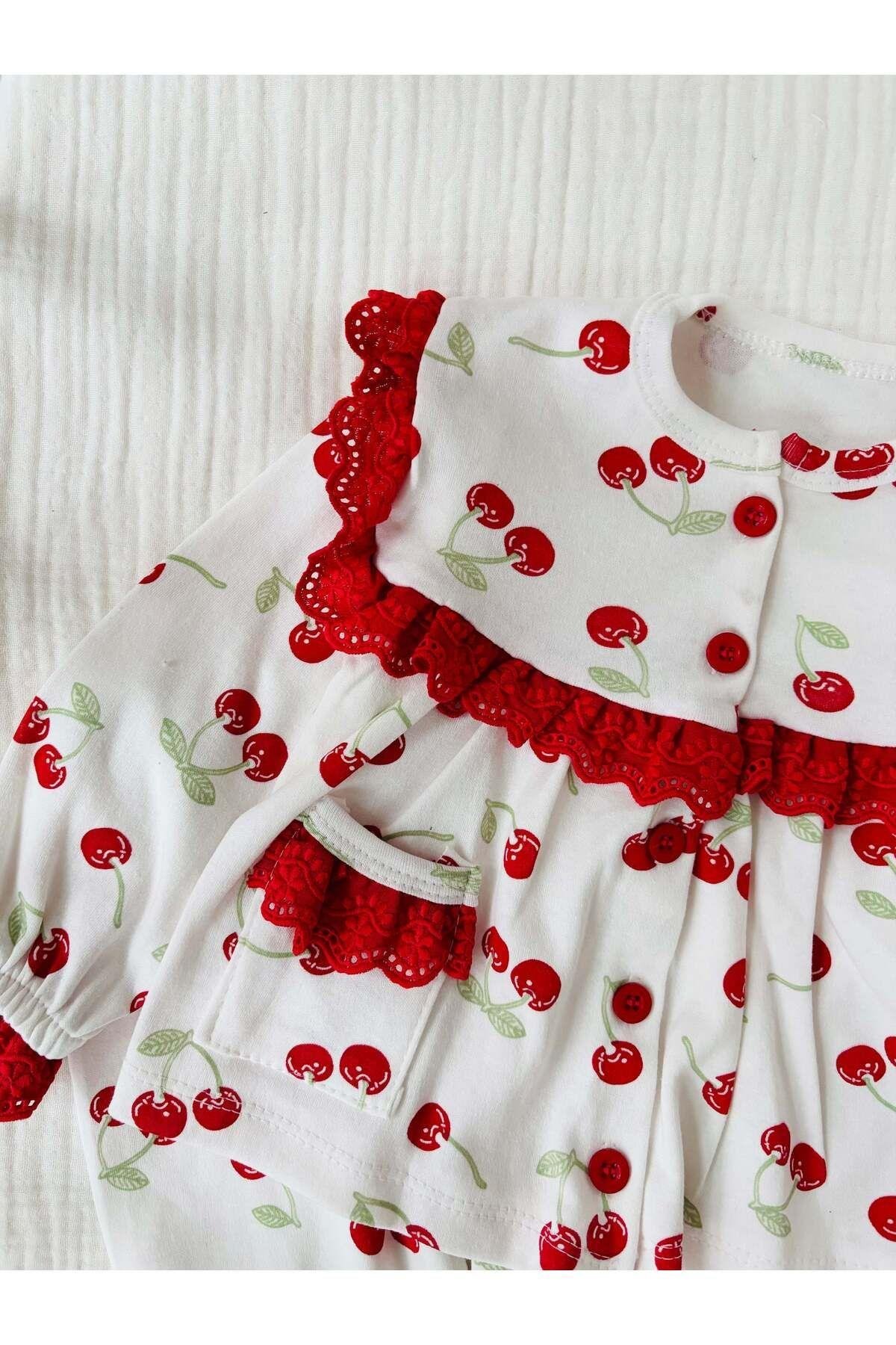 Fistolu Kiraz Desenli Beyaz Pijama Takımı