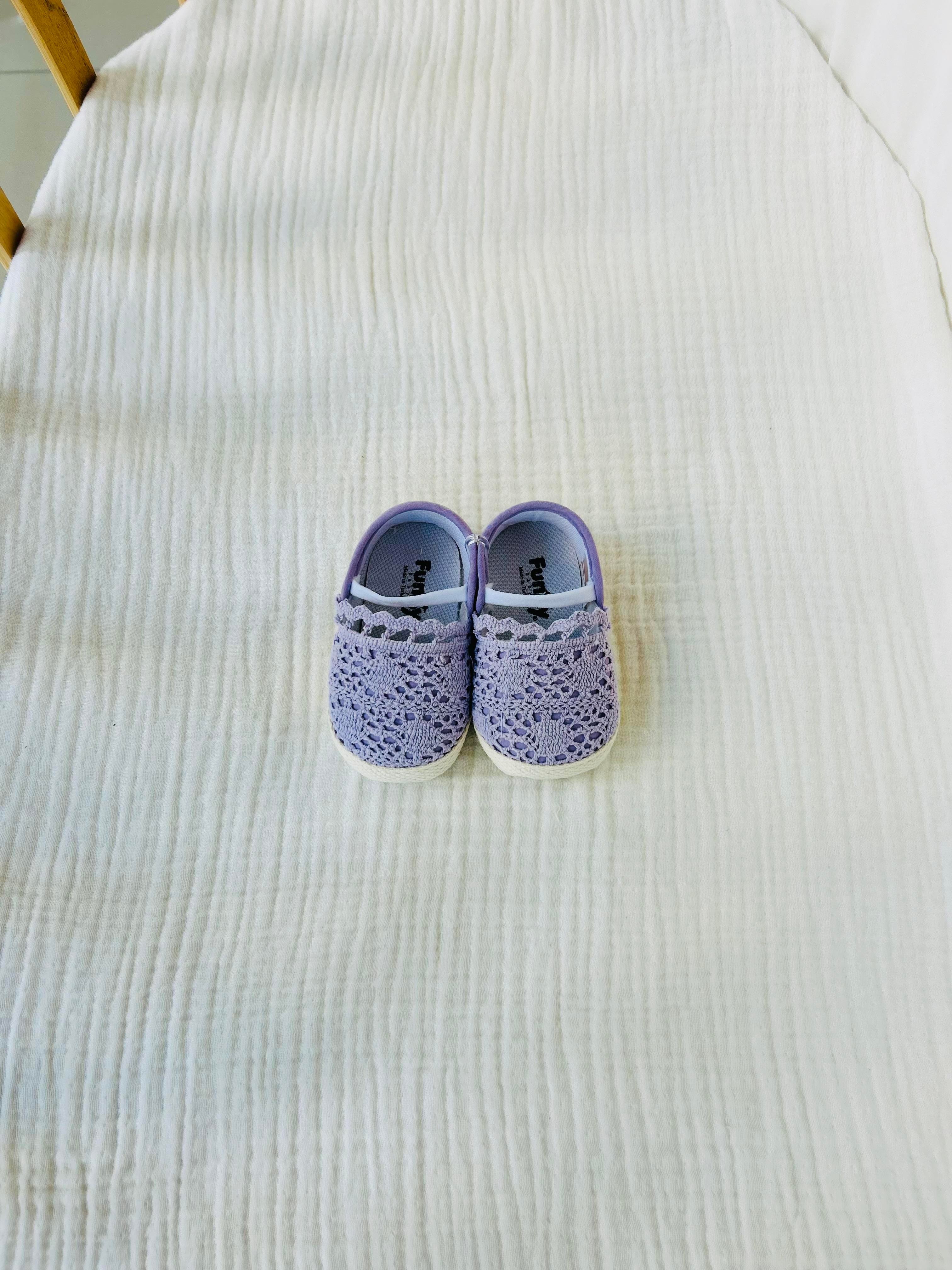 Fistolu Kız Bebek Babet