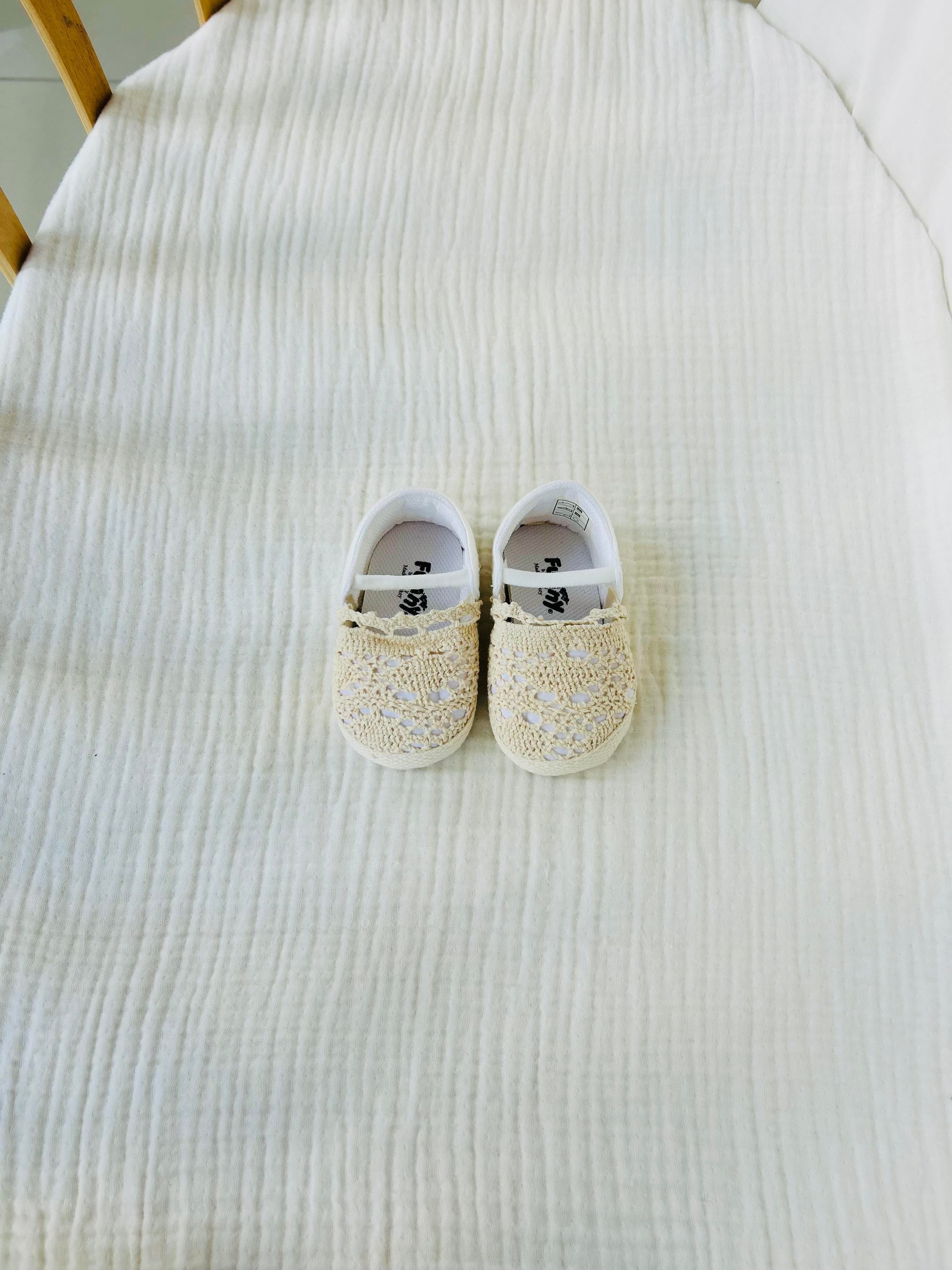 Fistolu Kız Bebek Babet