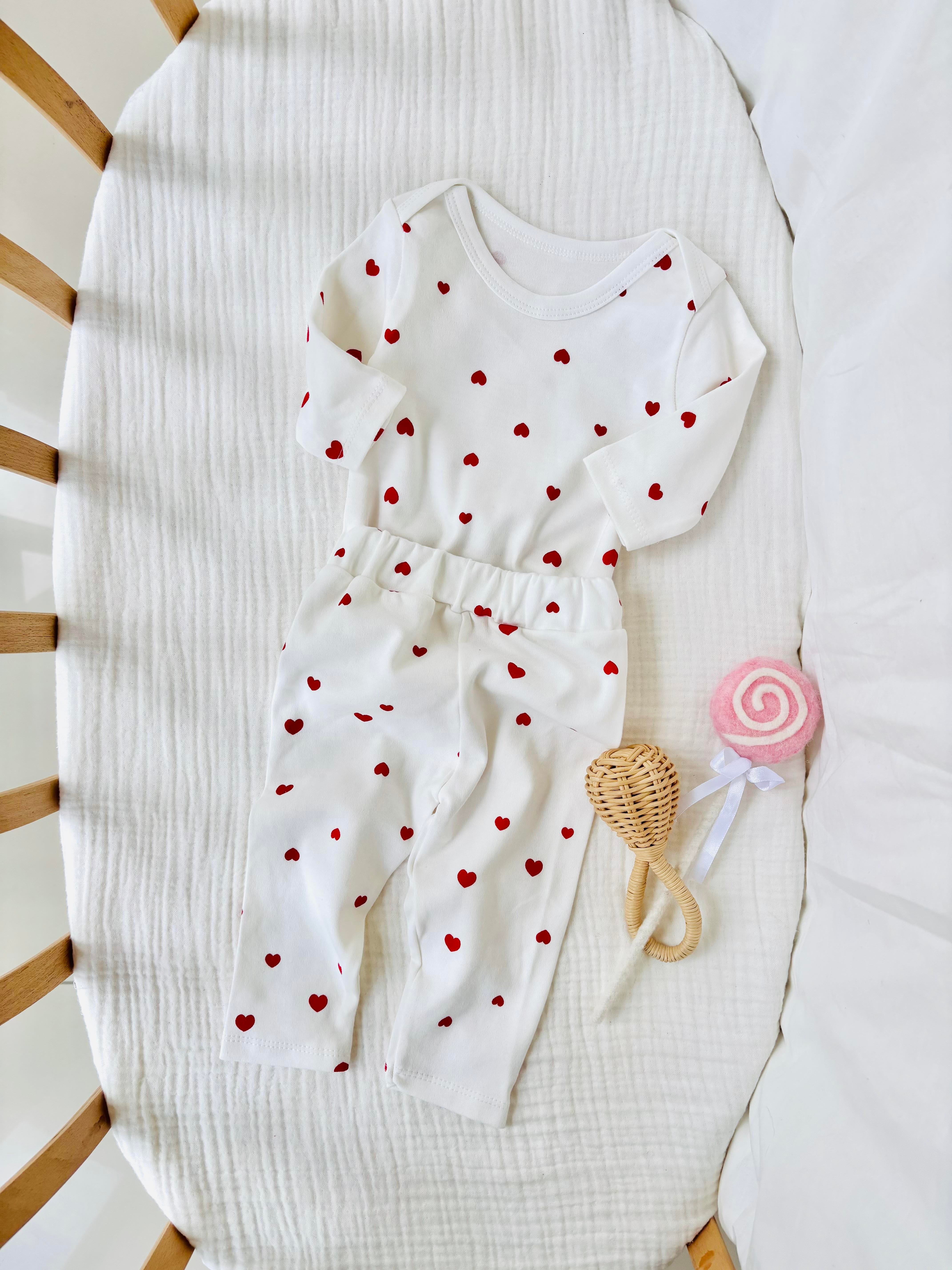 Kalp Desenli İkili Takım