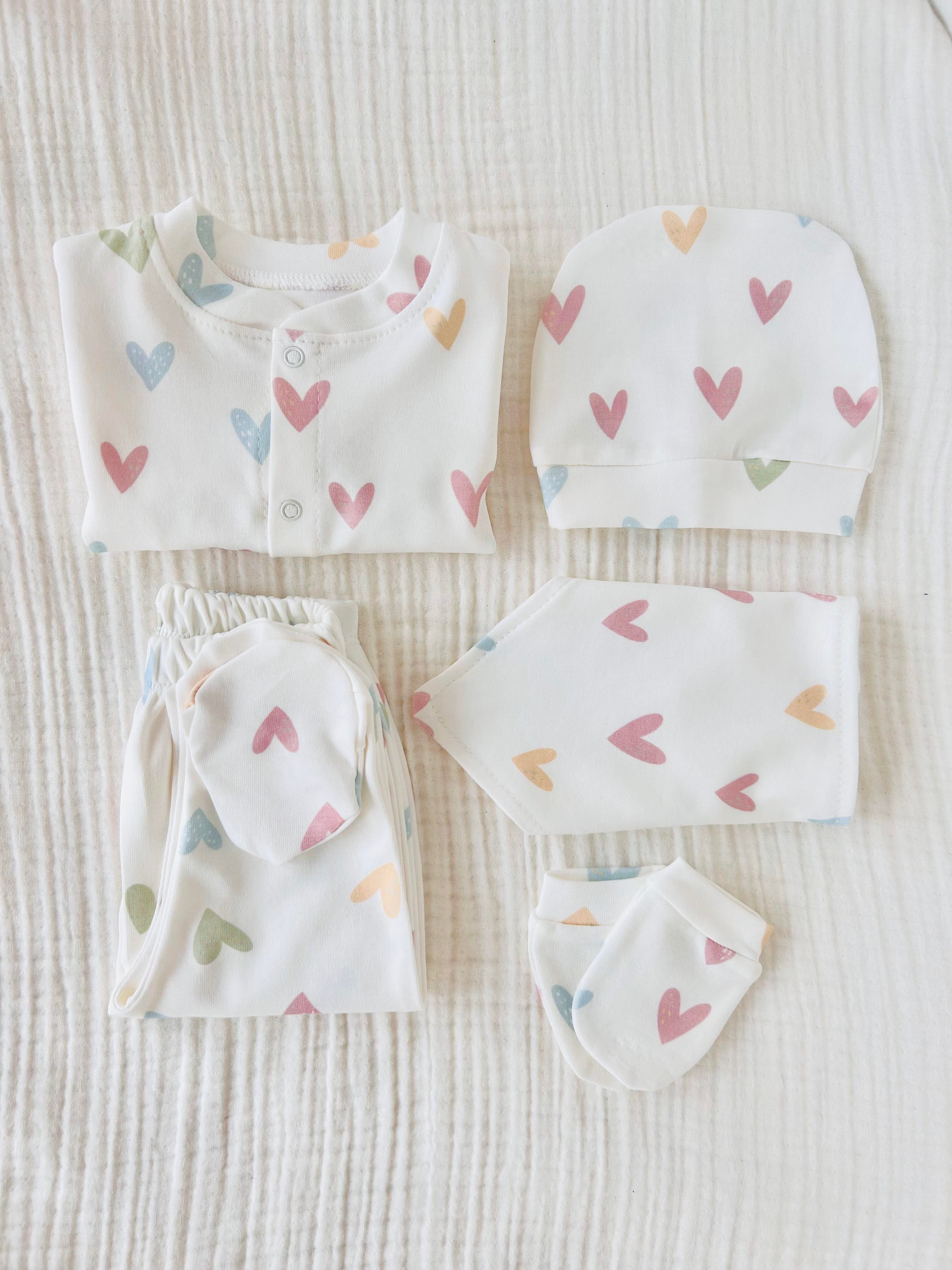 Love Kalp Desenli Yenidoğan Takım