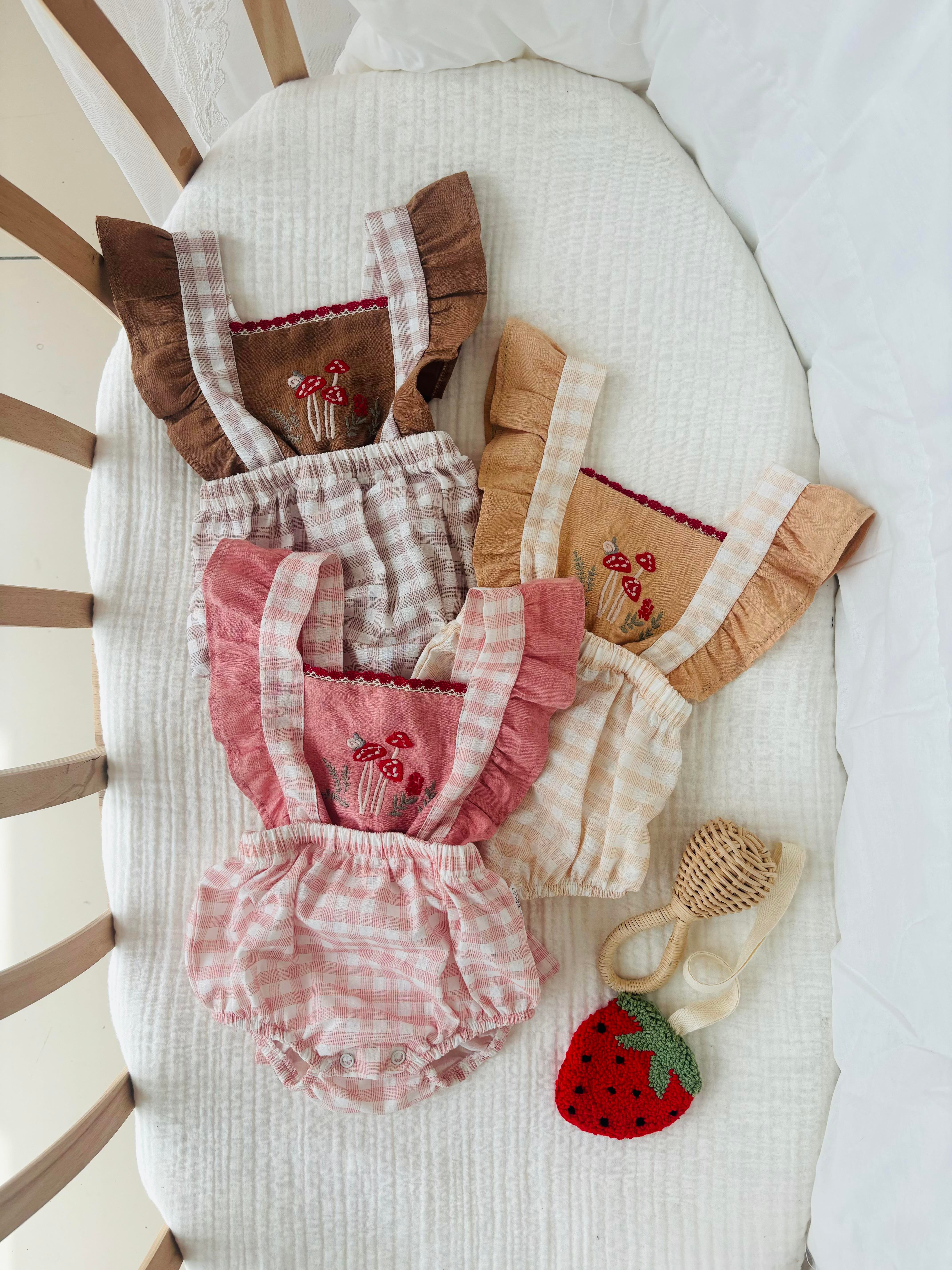 Mantar Nakışlı Romper - Pembe