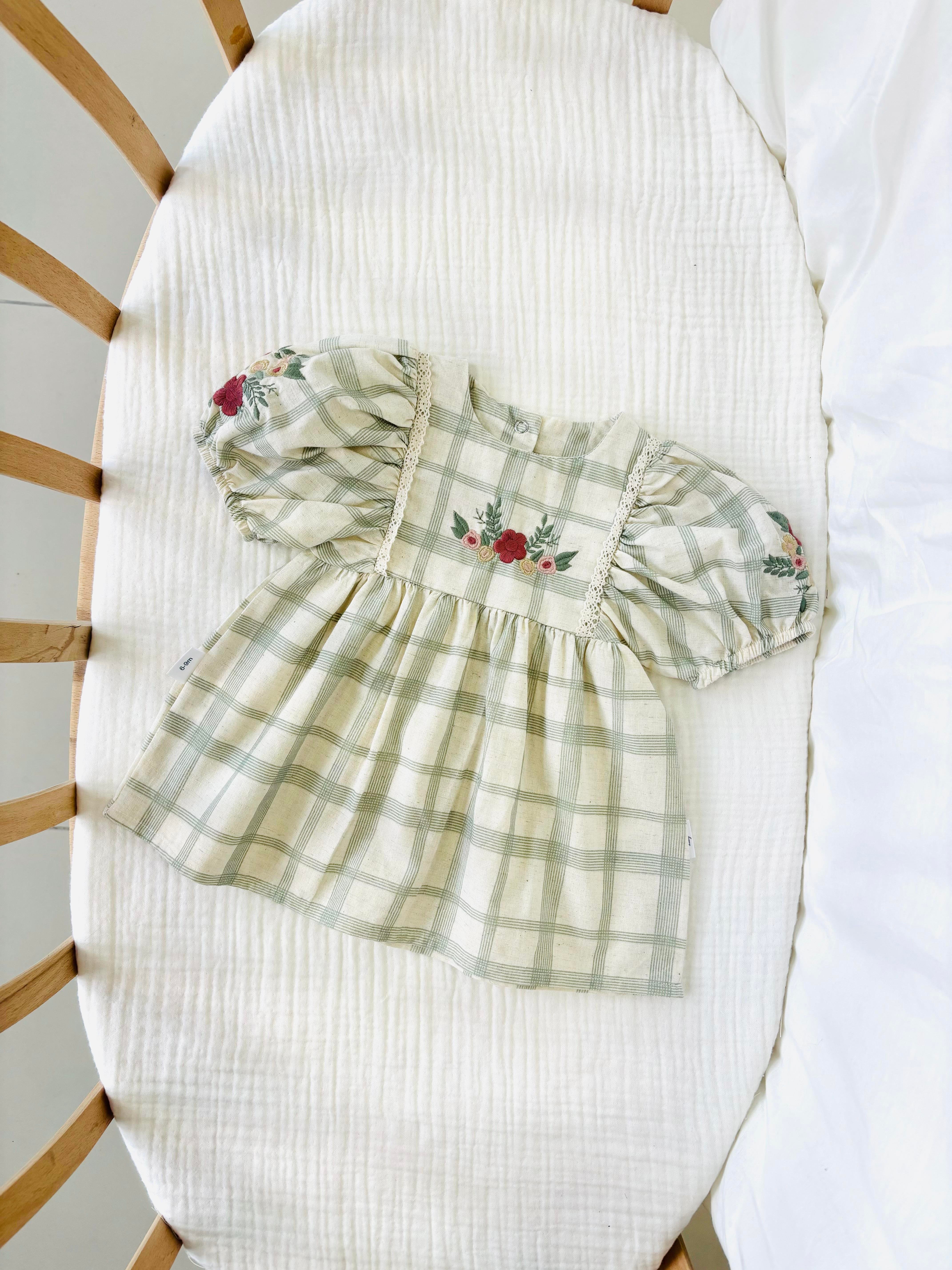 Maria Nakışlı Elbise - Yeşil