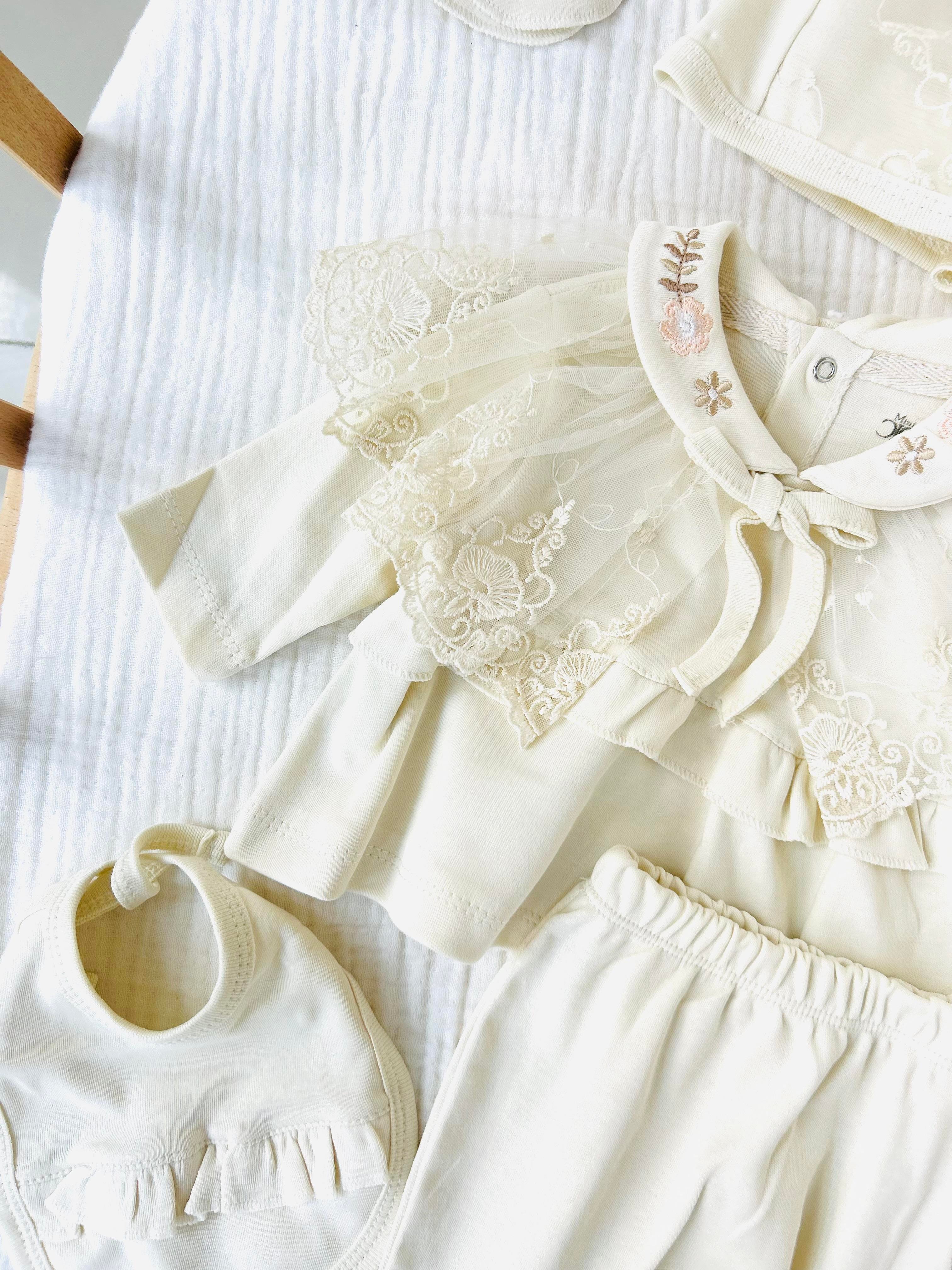 Mia Dantel Yaka Yenidoğan Takım 