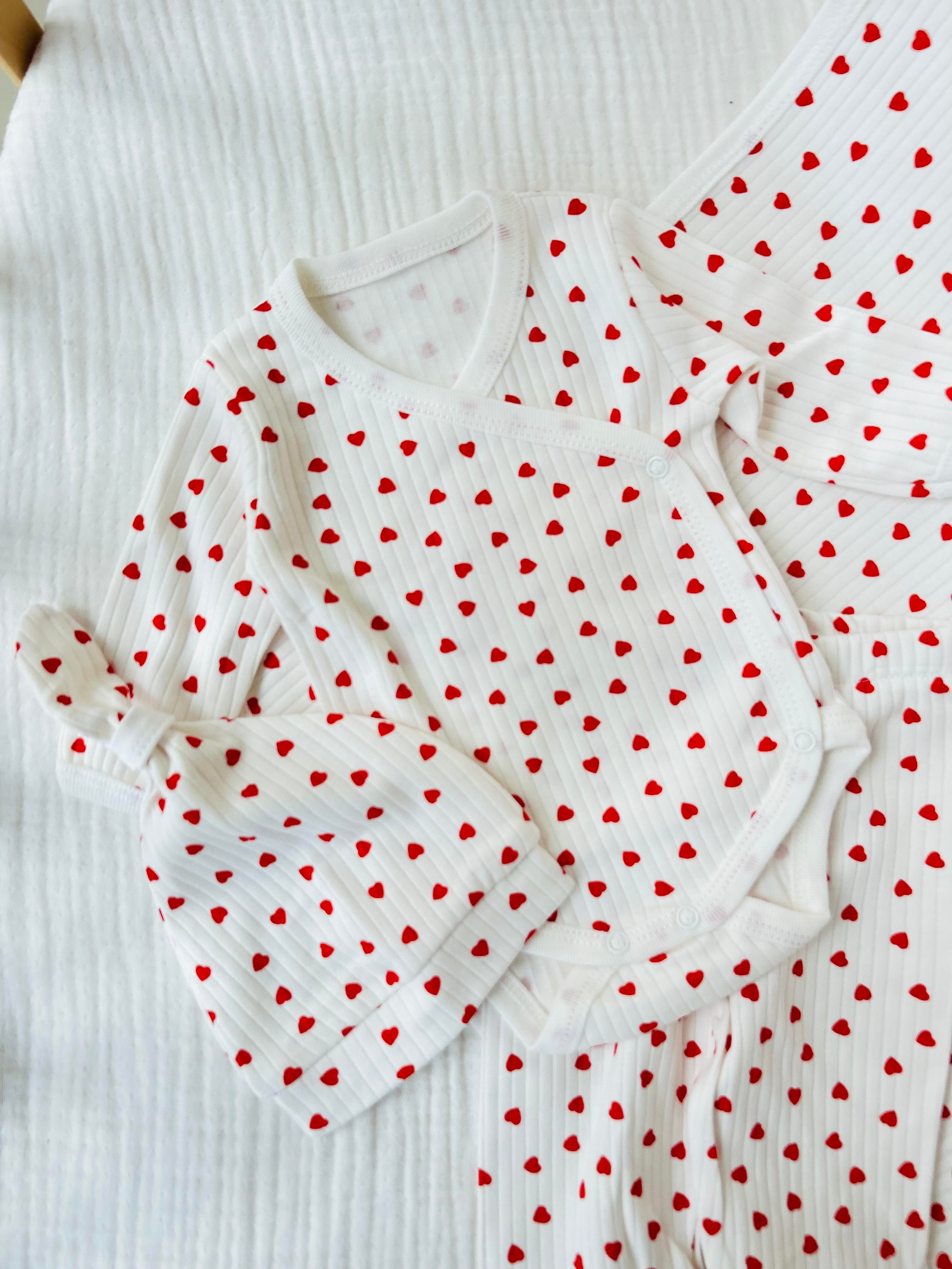 Mini Kalp Desenli Battaniyeli Set